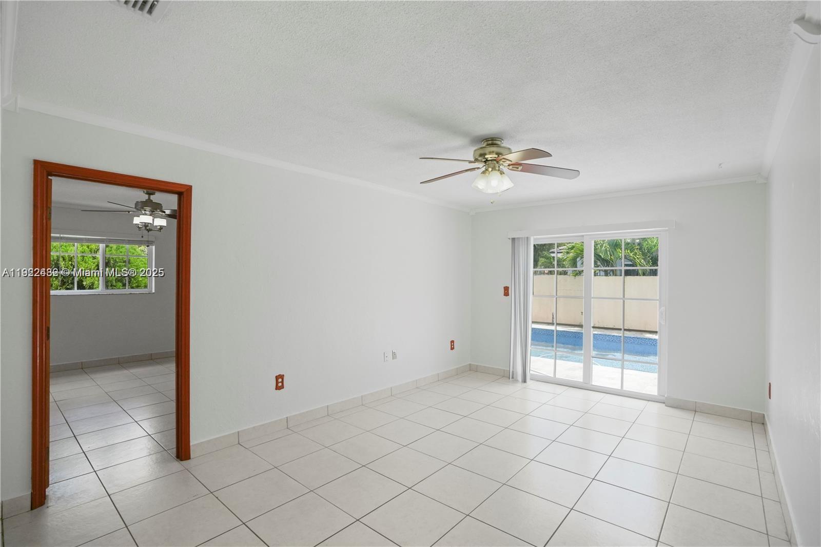 1900 SW 24th St Miami, FL 33145