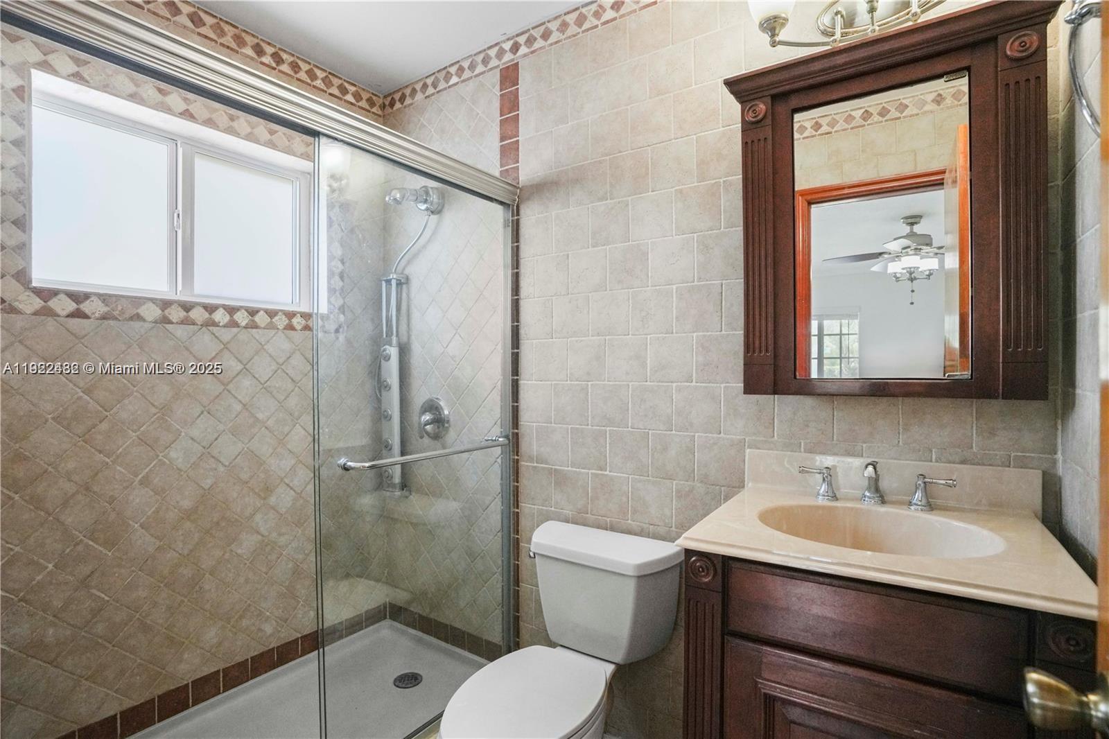 1900 SW 24th St Miami, FL 33145