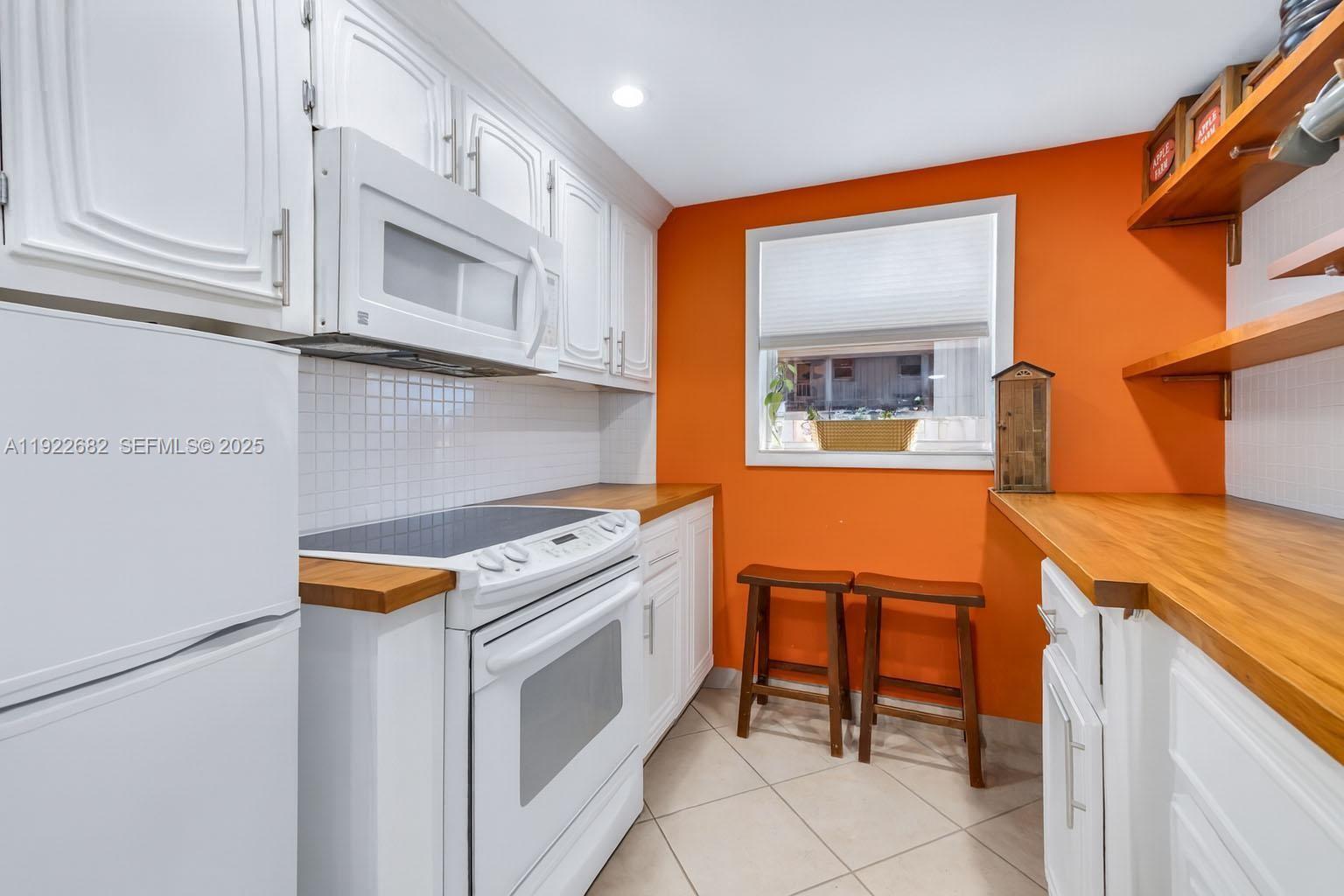 2300 SW 22nd Ave #109 Delray Beach, FL 33445