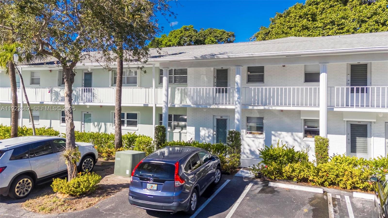2300 SW 22nd Ave #109 Delray Beach, FL 33445