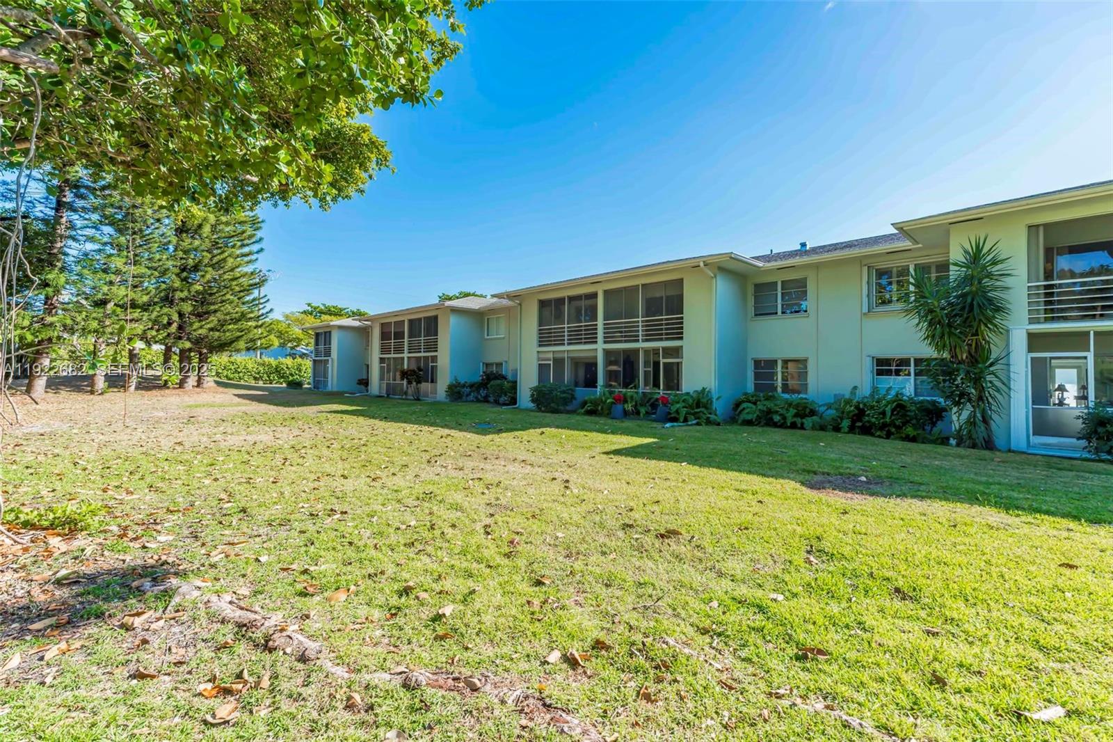 2300 SW 22nd Ave #109 Delray Beach, FL 33445