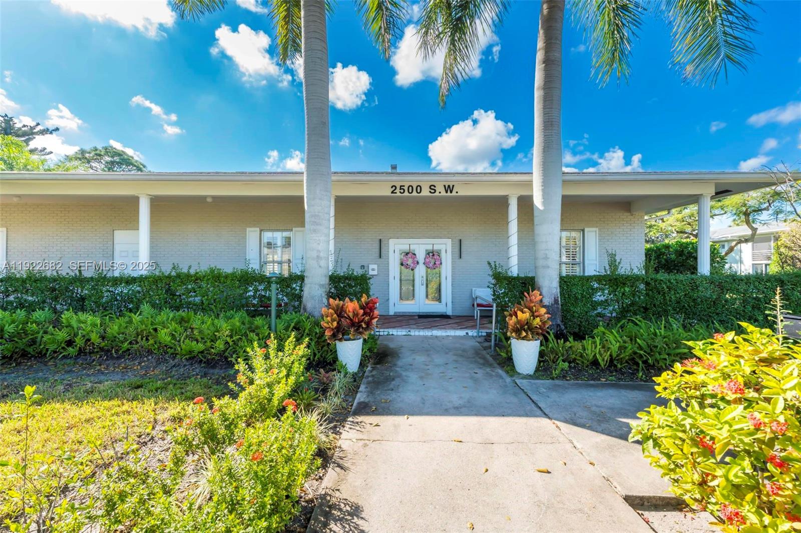 2300 SW 22nd Ave #109 Delray Beach, FL 33445