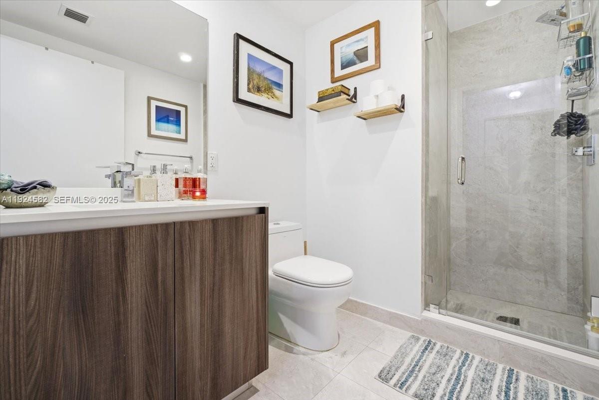 488 NE 18th St #1806 Miami, FL 33132