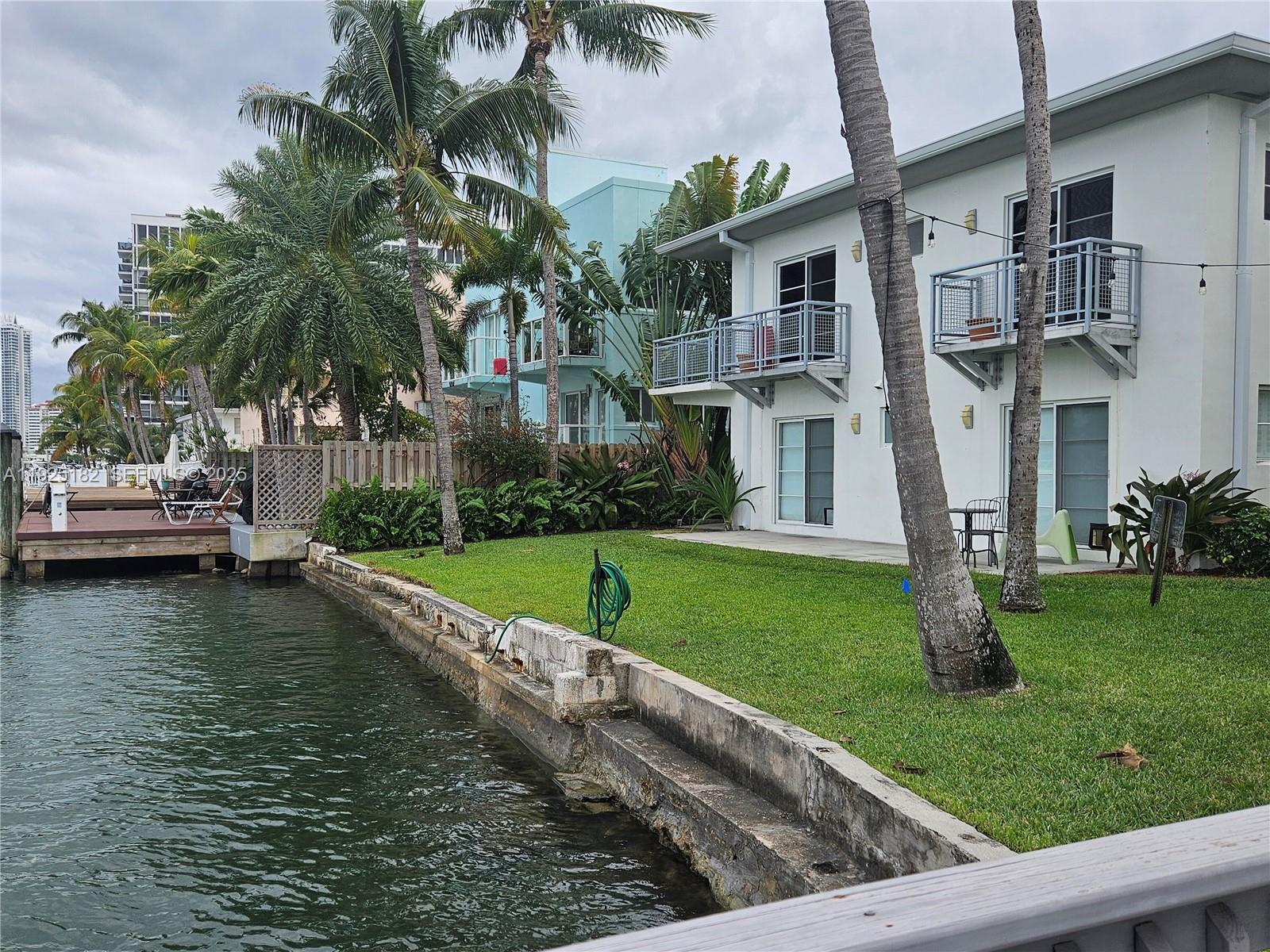 6905 Bay Dr #16 Miami Beach, FL 33141