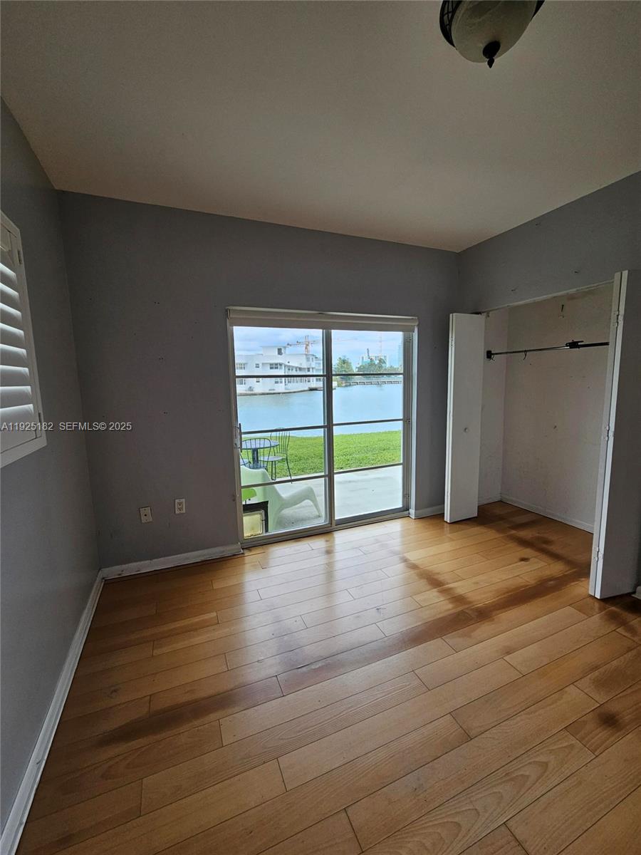 6905 Bay Dr #16 Miami Beach, FL 33141