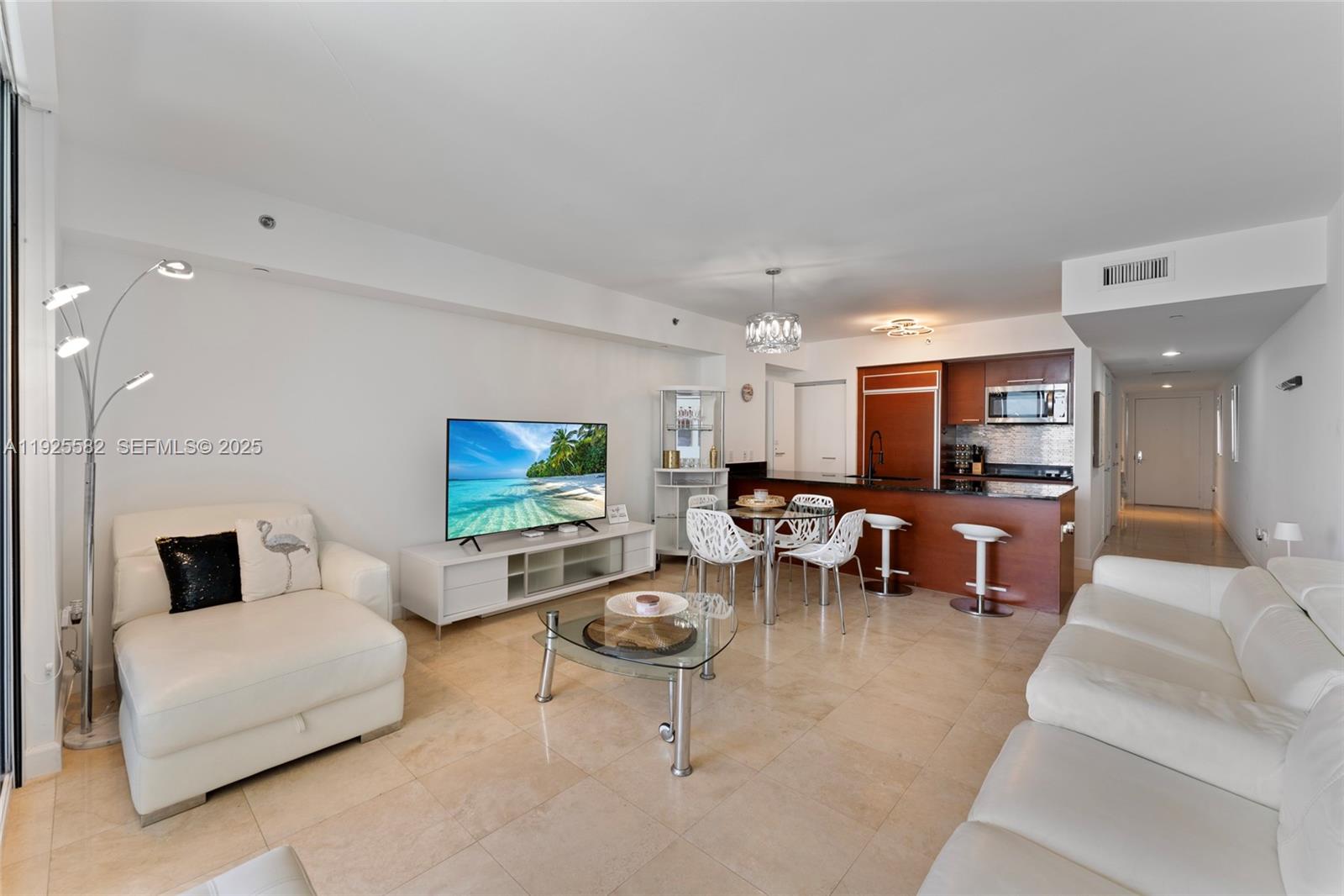 1830 S Ocean Dr #1612 Hallandale Beach, FL 33009