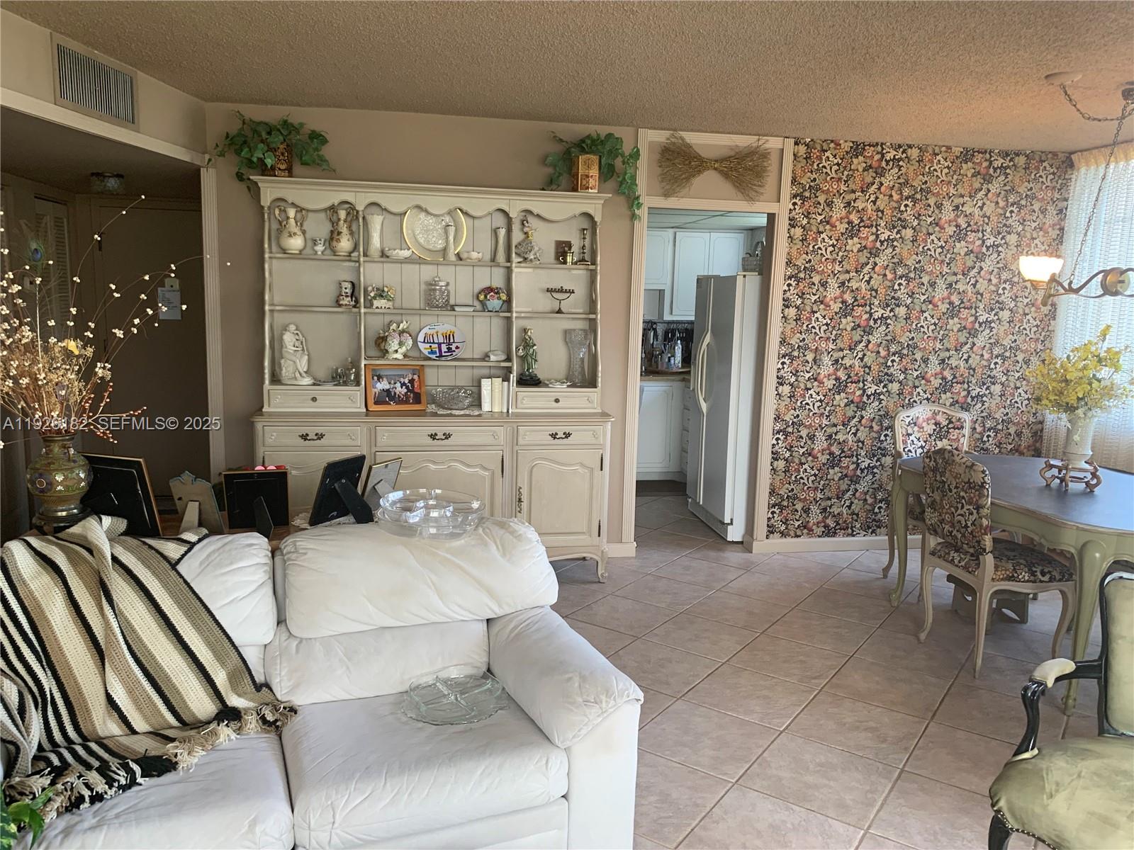 1400 Saint Charles #505 Pembroke Pines, FL 33026