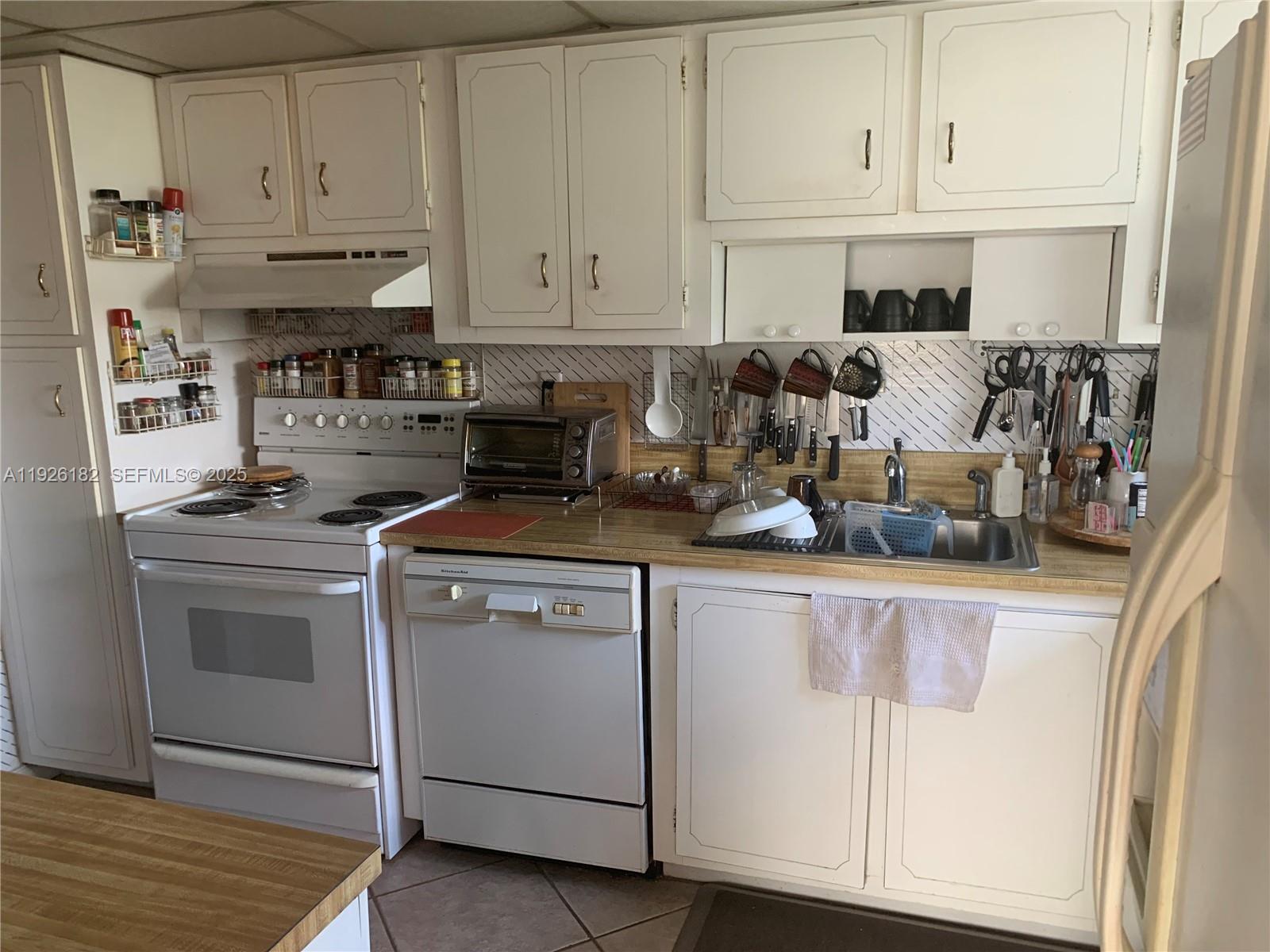 1400 Saint Charles #505 Pembroke Pines, FL 33026