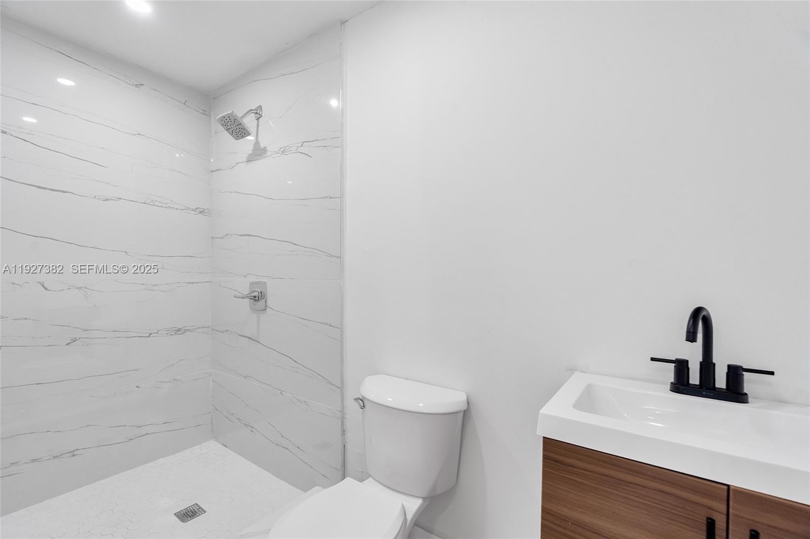 Undisclosed Address Opa Locka, FL 33054