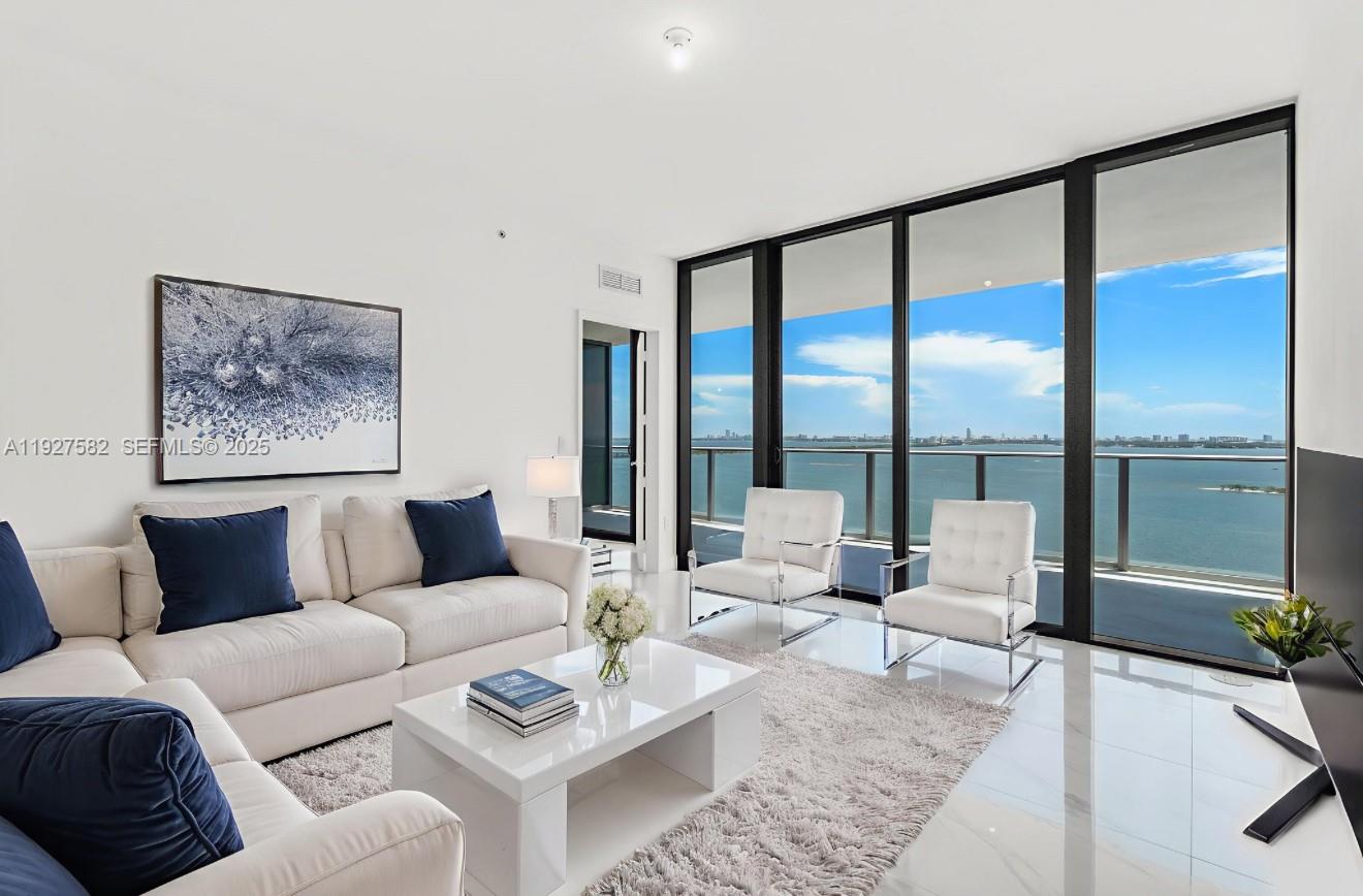 700 NE 24th St #3803 Miami, FL 33137