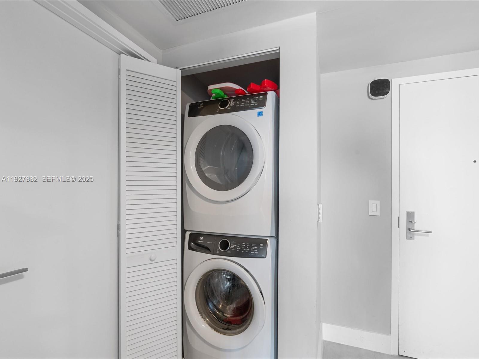 300 Sunny Isles Blvd #4-1405 Sunny Isles Beach, FL 33160