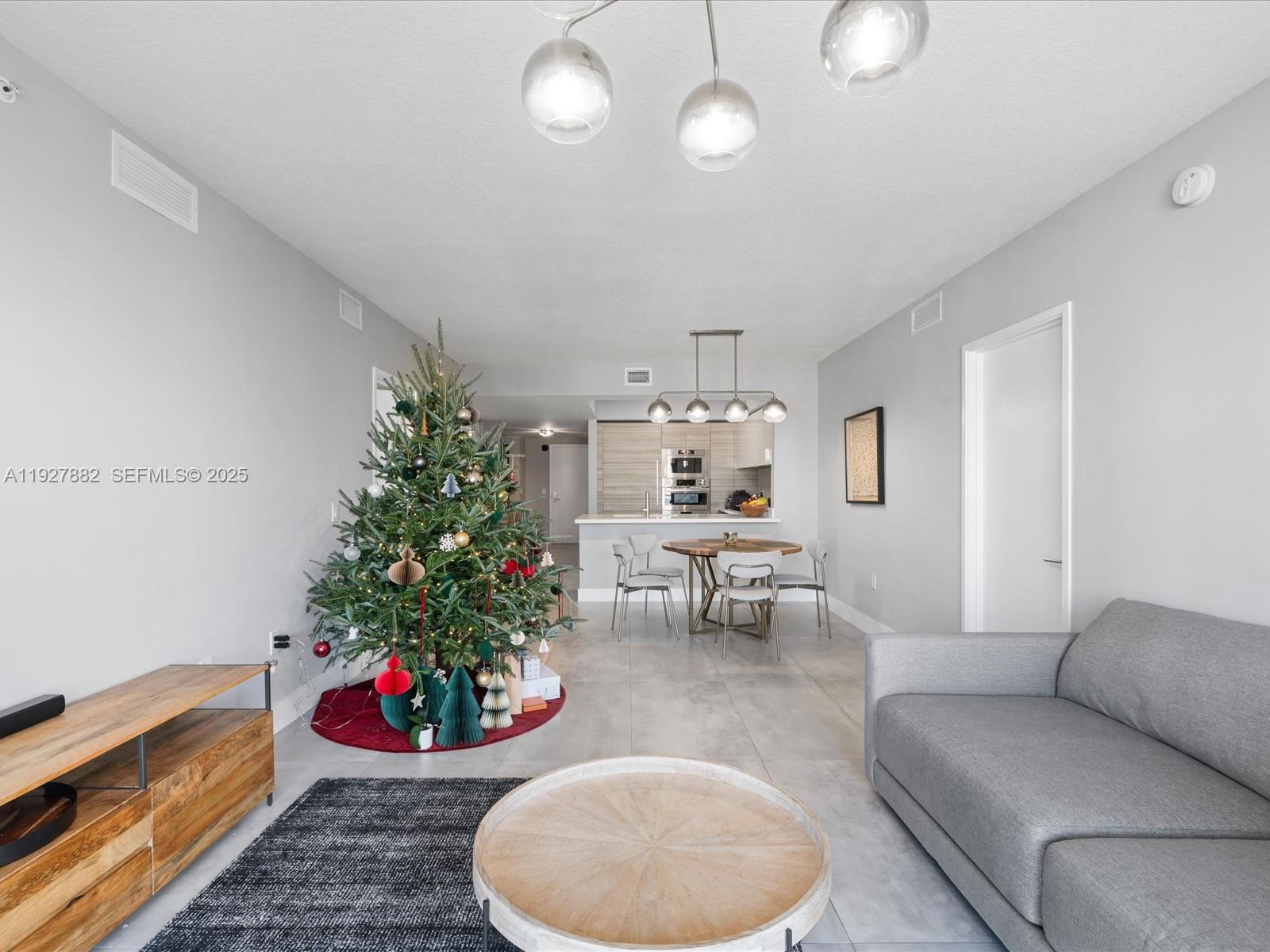 300 Sunny Isles Blvd #4-1405 Sunny Isles Beach, FL 33160