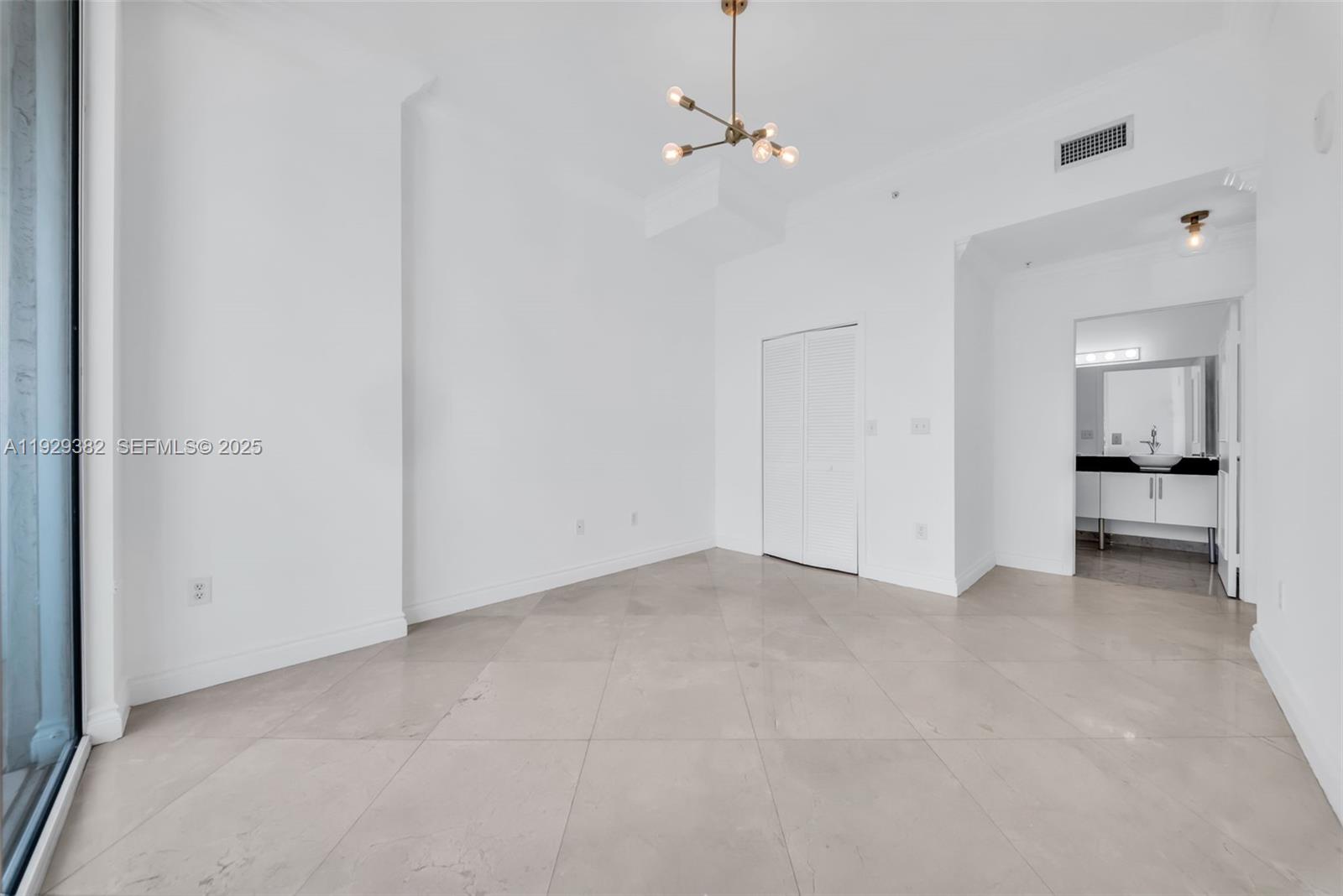 31 SE 5th St #4314 Miami, FL 33131