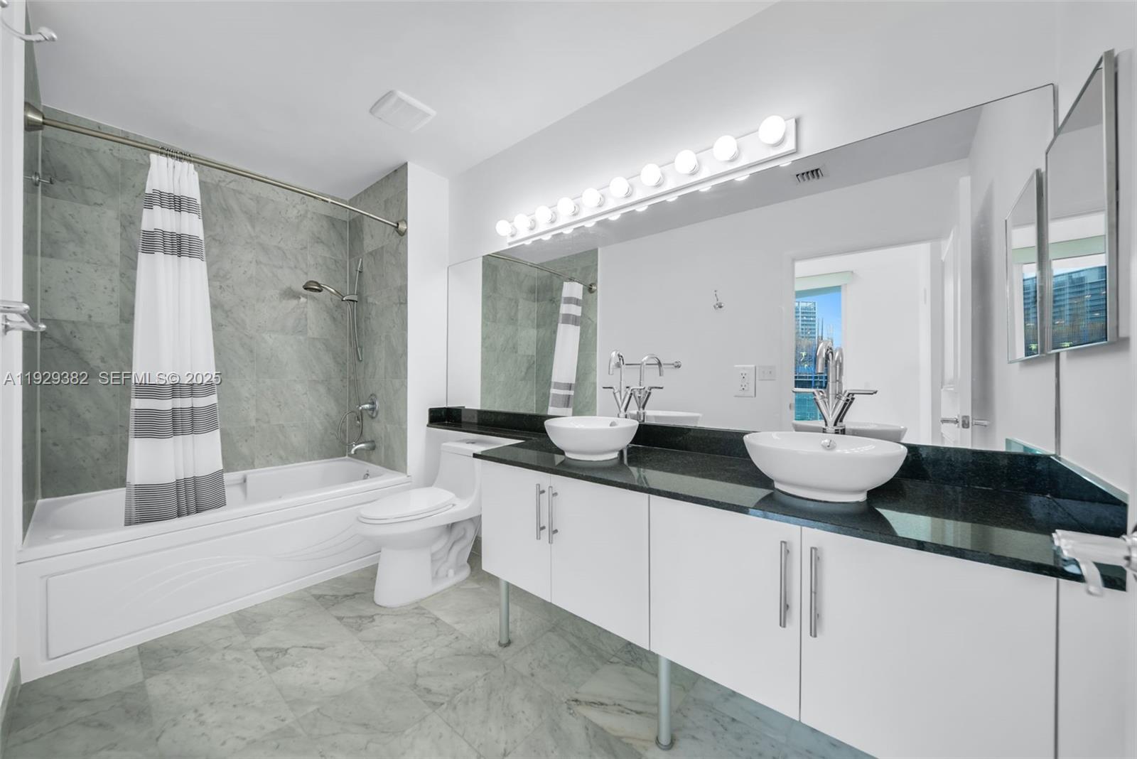 31 SE 5th St #4314 Miami, FL 33131