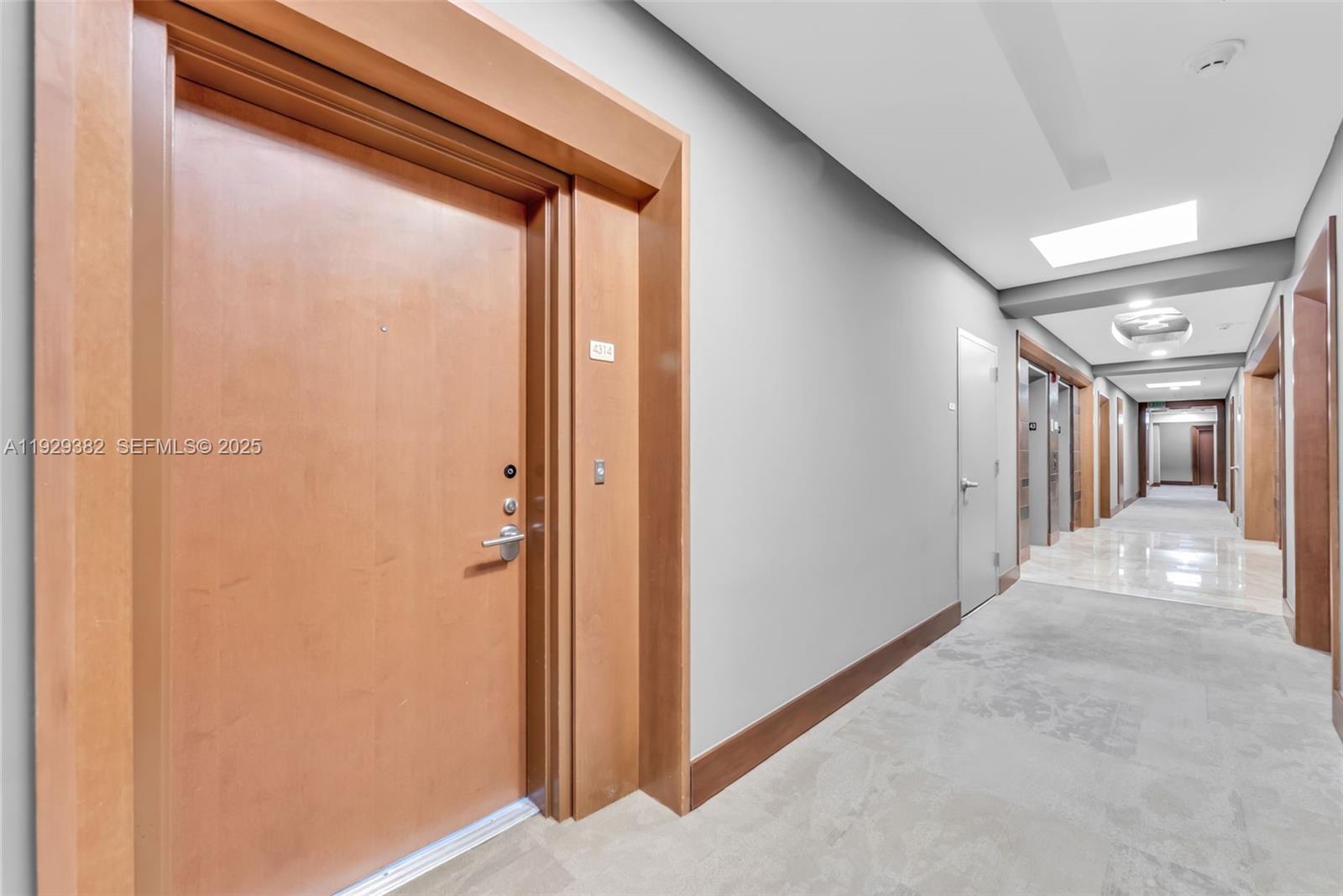 31 SE 5th St #4314 Miami, FL 33131