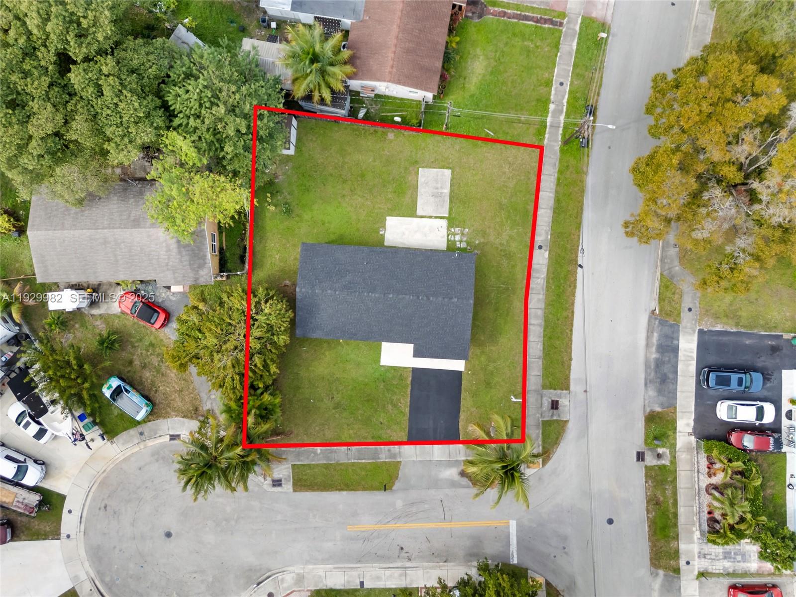 2401 SW 45th Ave Fort Lauderdale, FL 33317