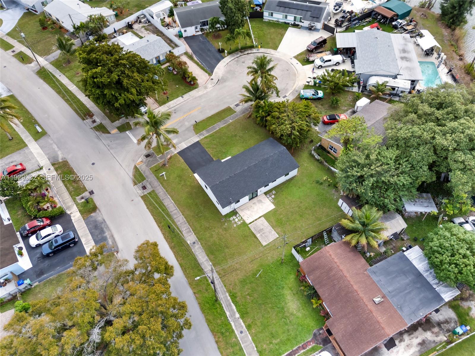 2401 SW 45th Ave Fort Lauderdale, FL 33317