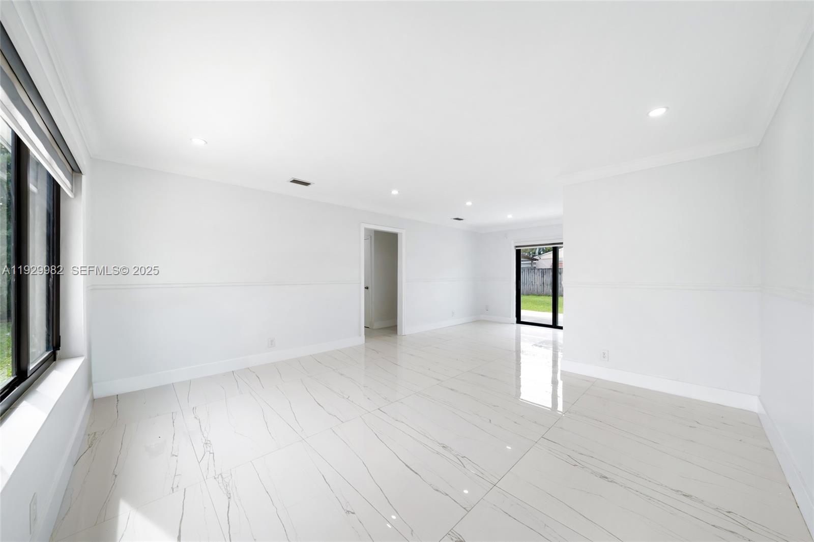 2401 SW 45th Ave Fort Lauderdale, FL 33317