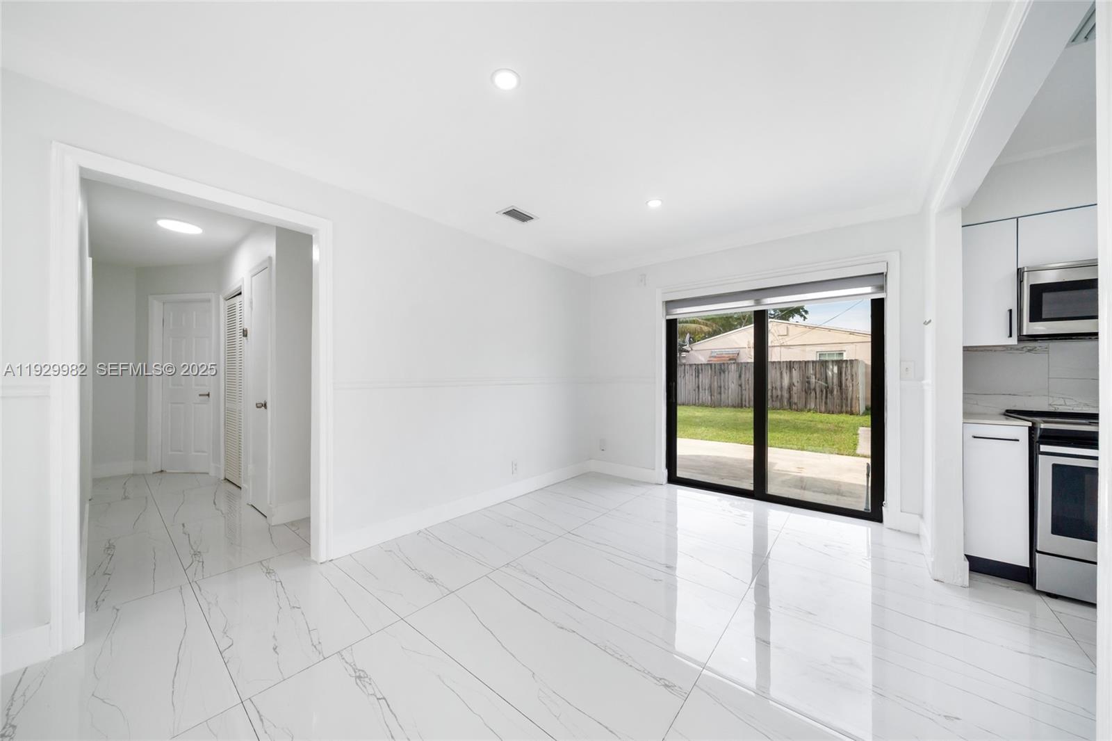 2401 SW 45th Ave Fort Lauderdale, FL 33317