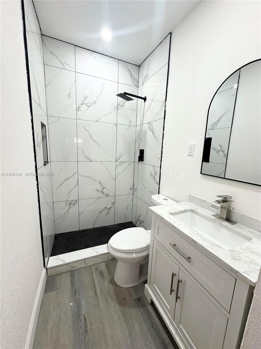 248 SW 18th Ct Miami, FL 33135