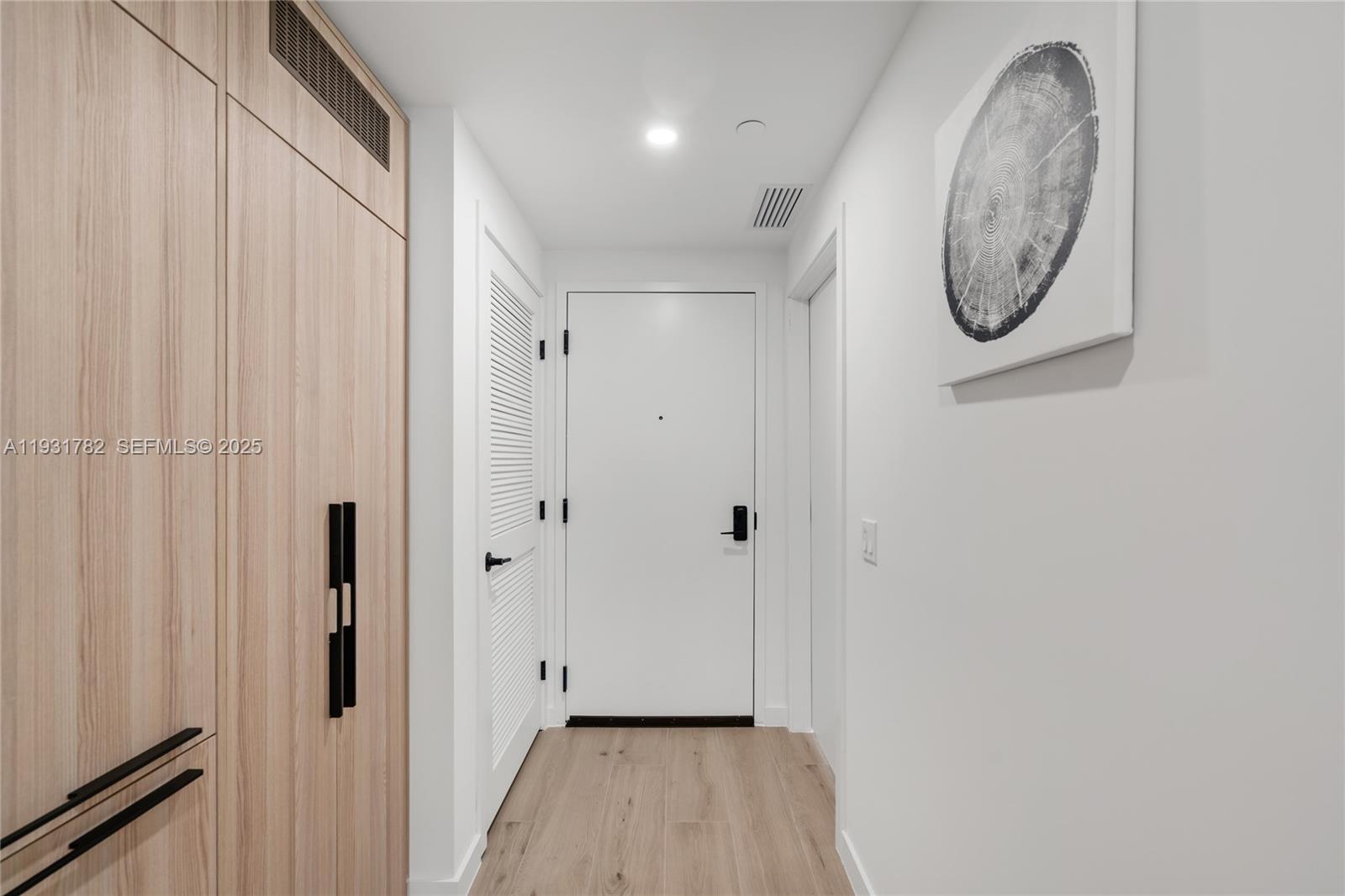 225 N Miami Ave #1012 Miami, FL 33132