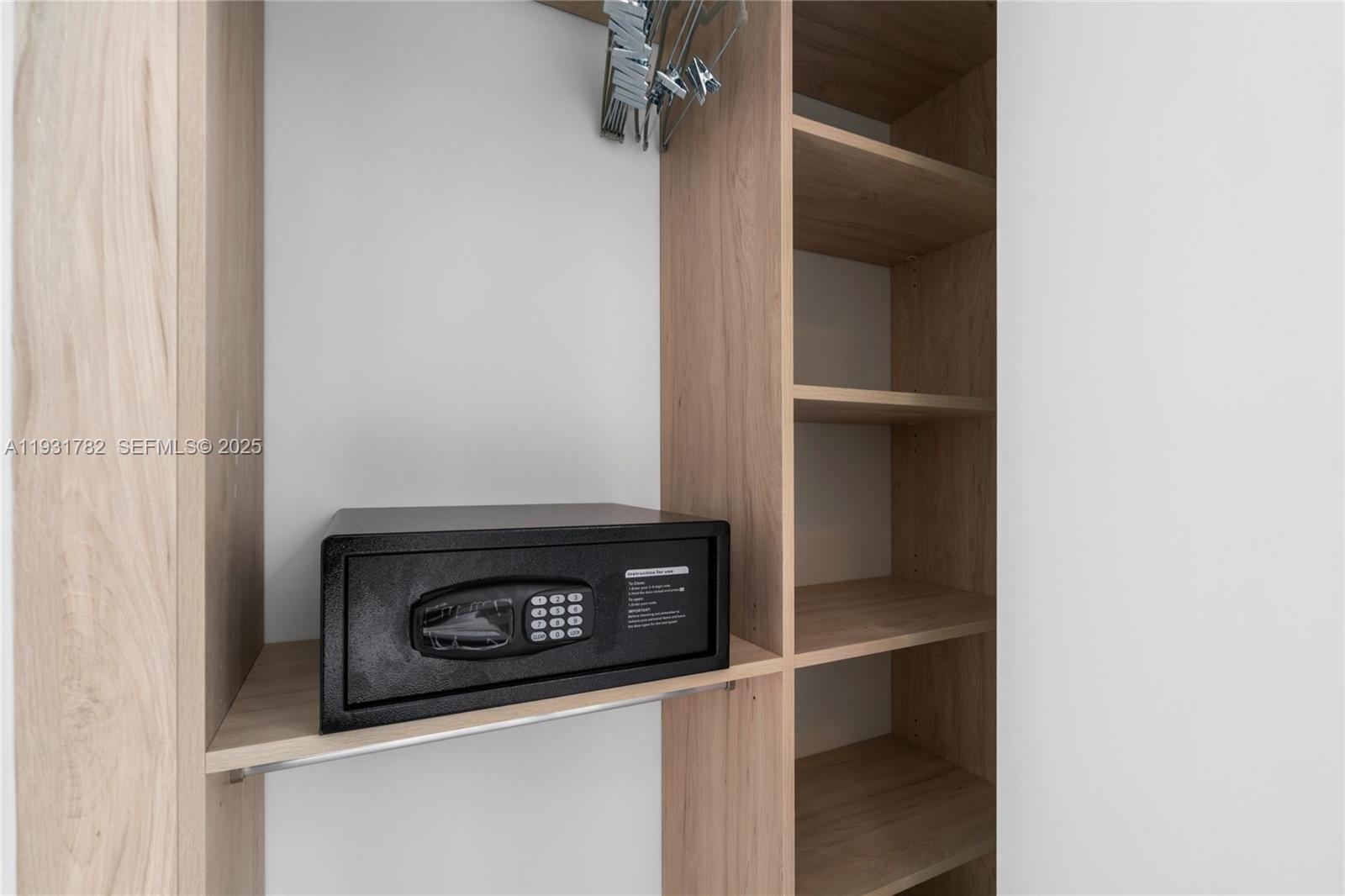 225 N Miami Ave #1012 Miami, FL 33132