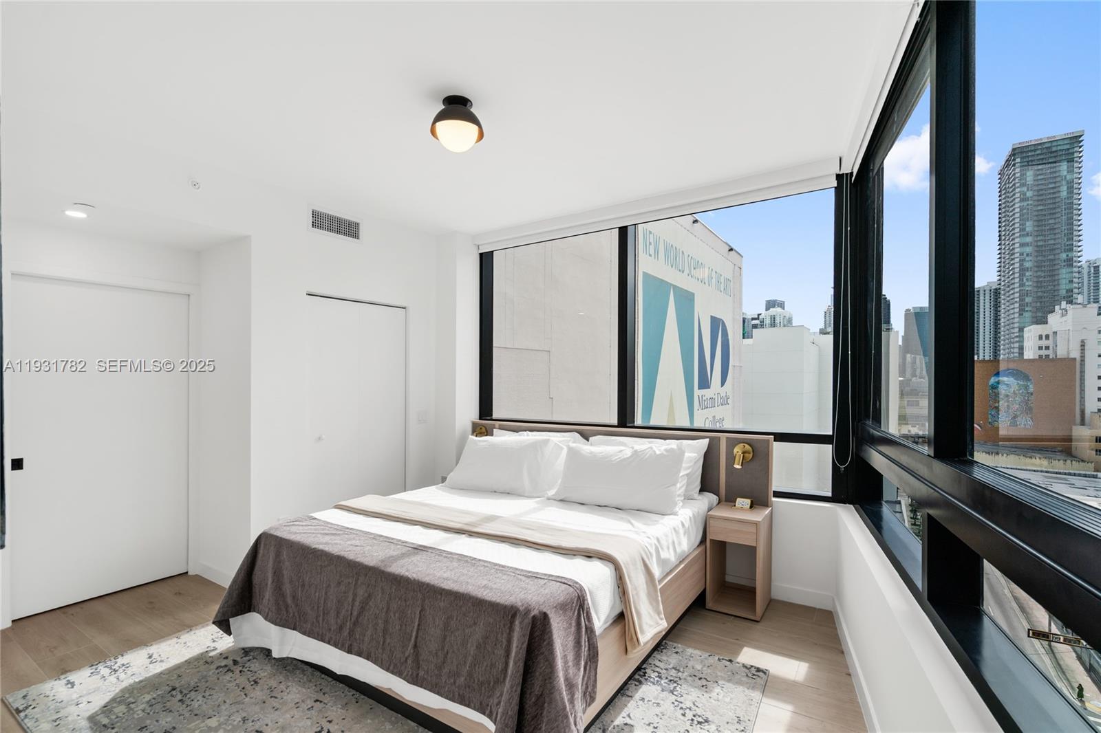 225 N Miami Ave #1012 Miami, FL 33132