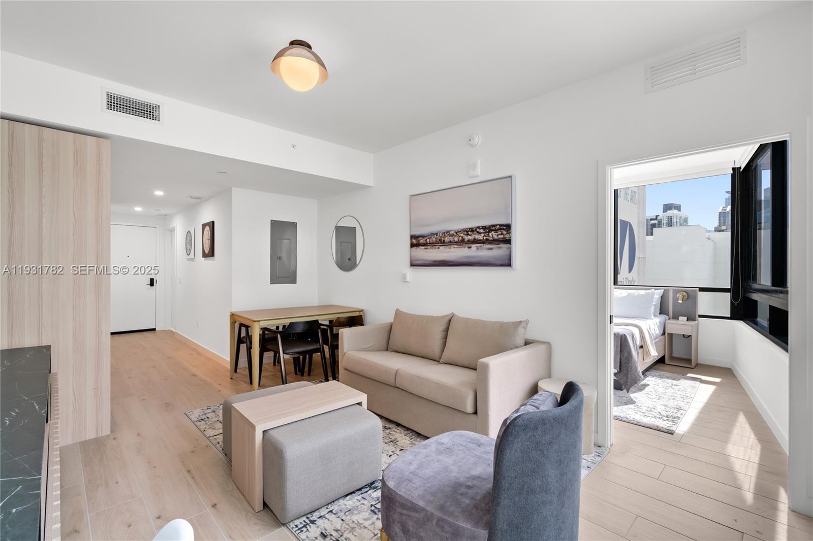 225 N Miami Ave #1012 Miami, FL 33132