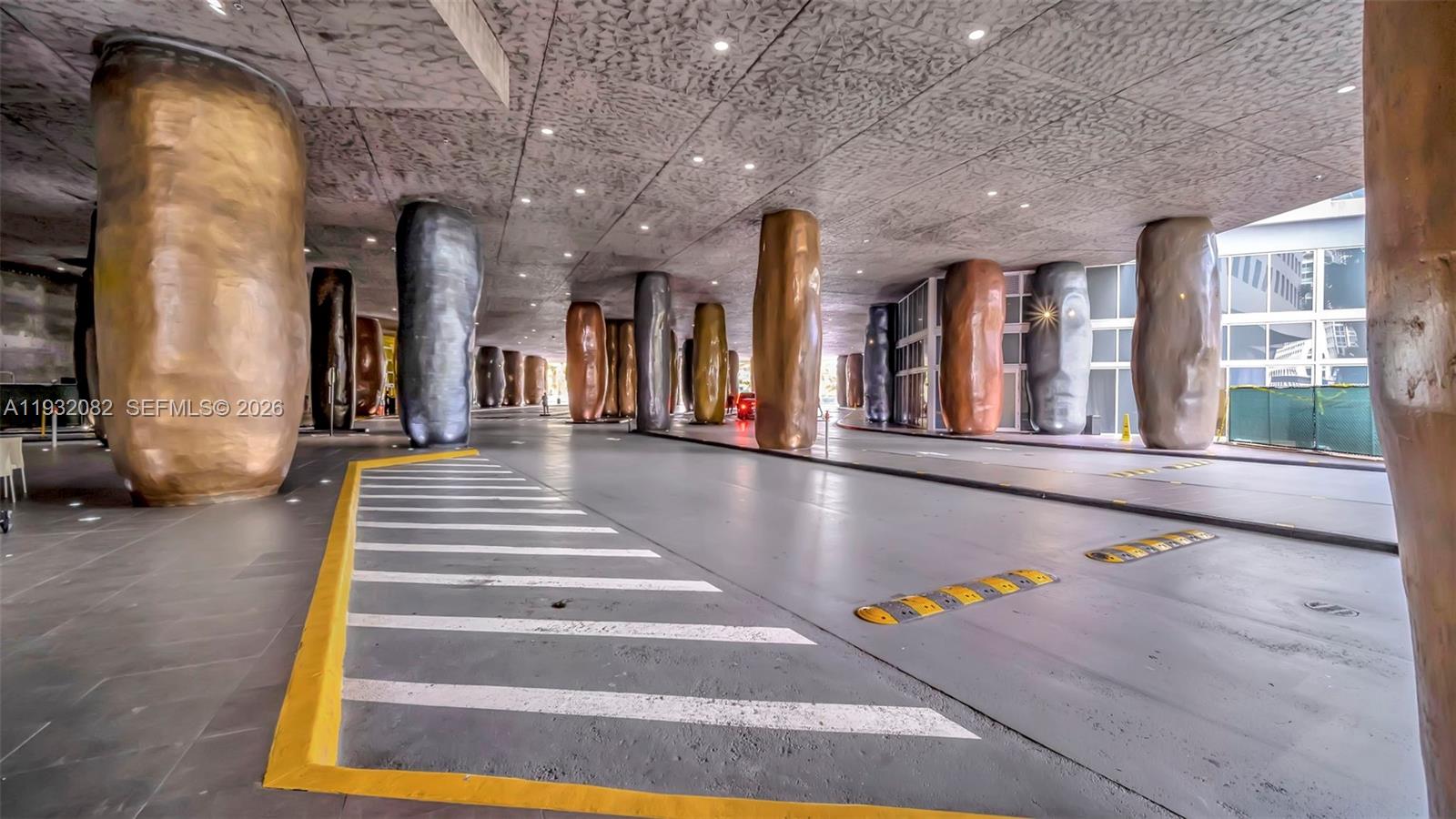 495 Brickell Ave #2201 Miami, FL 33131