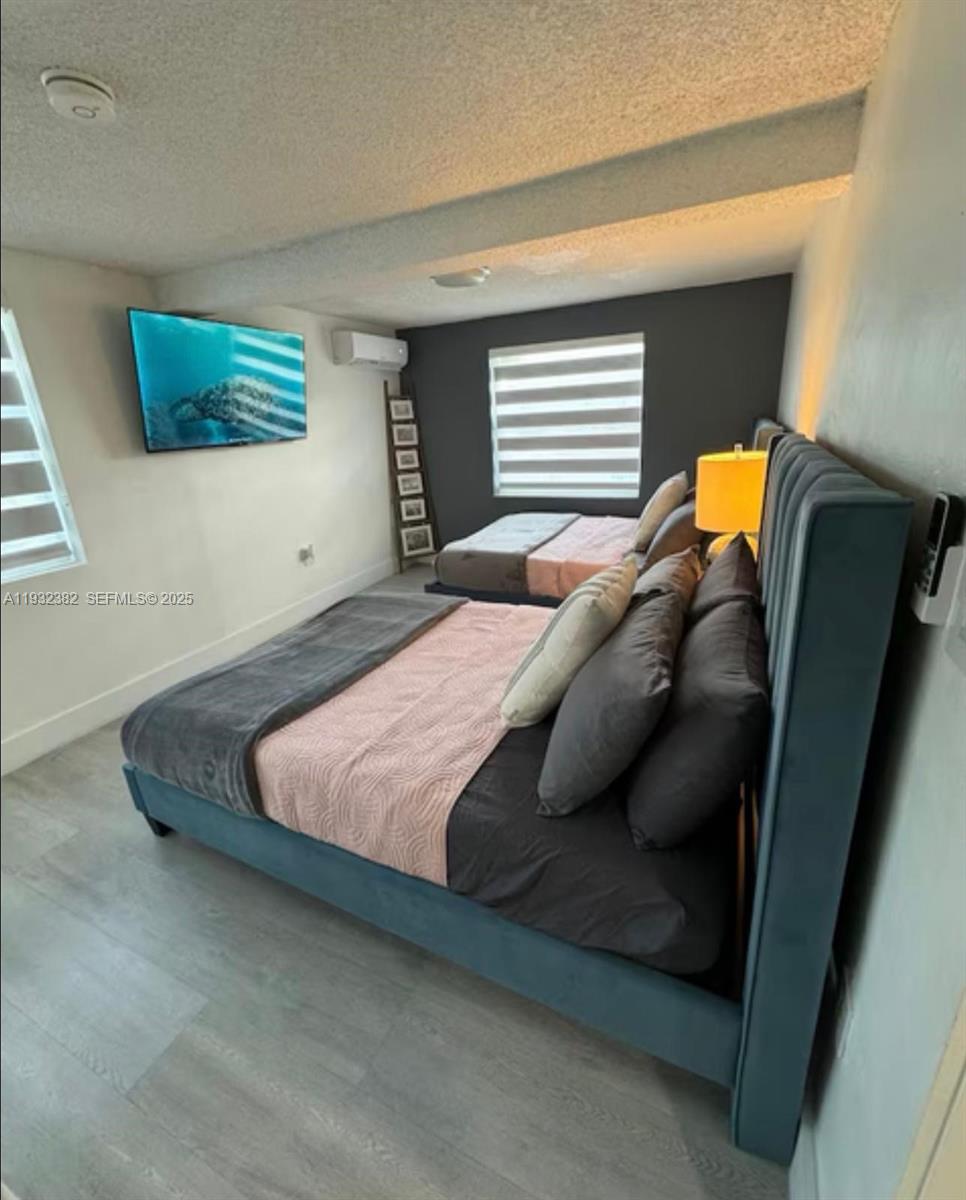 111 NW 39th Ave Miami, FL 33126