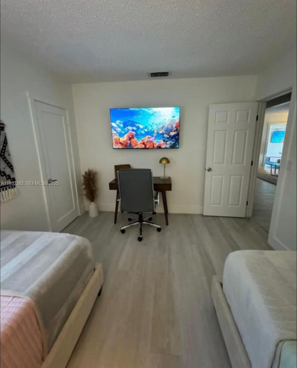 111 NW 39th Ave Miami, FL 33126