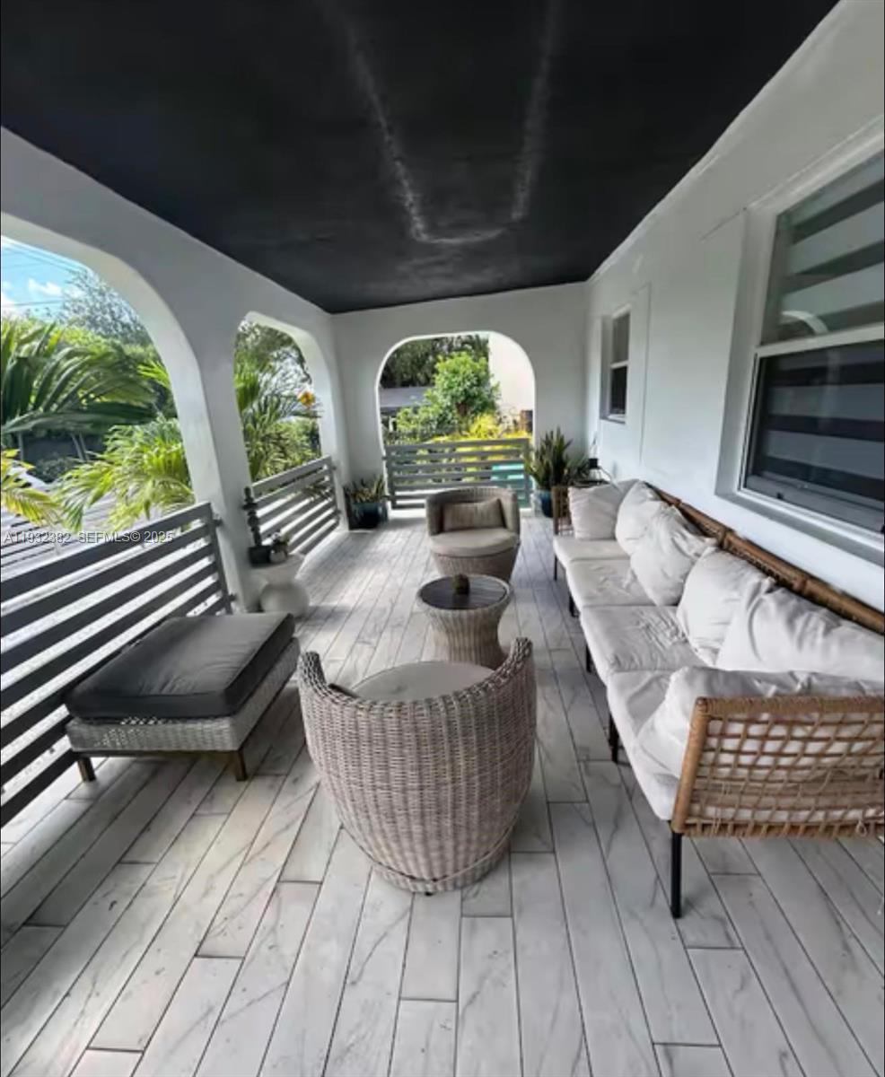 111 NW 39th Ave Miami, FL 33126