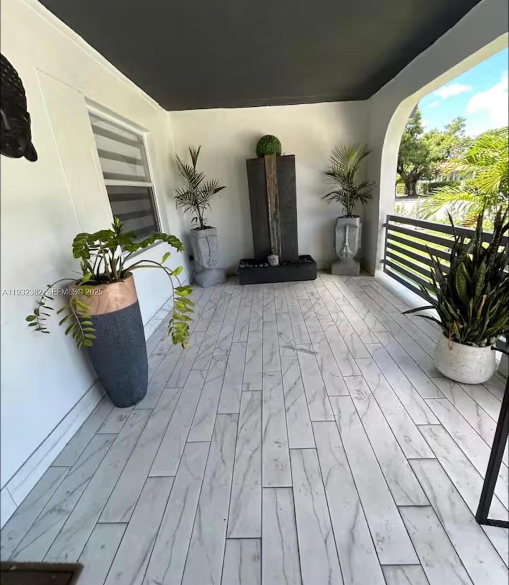 111 NW 39th Ave Miami, FL 33126