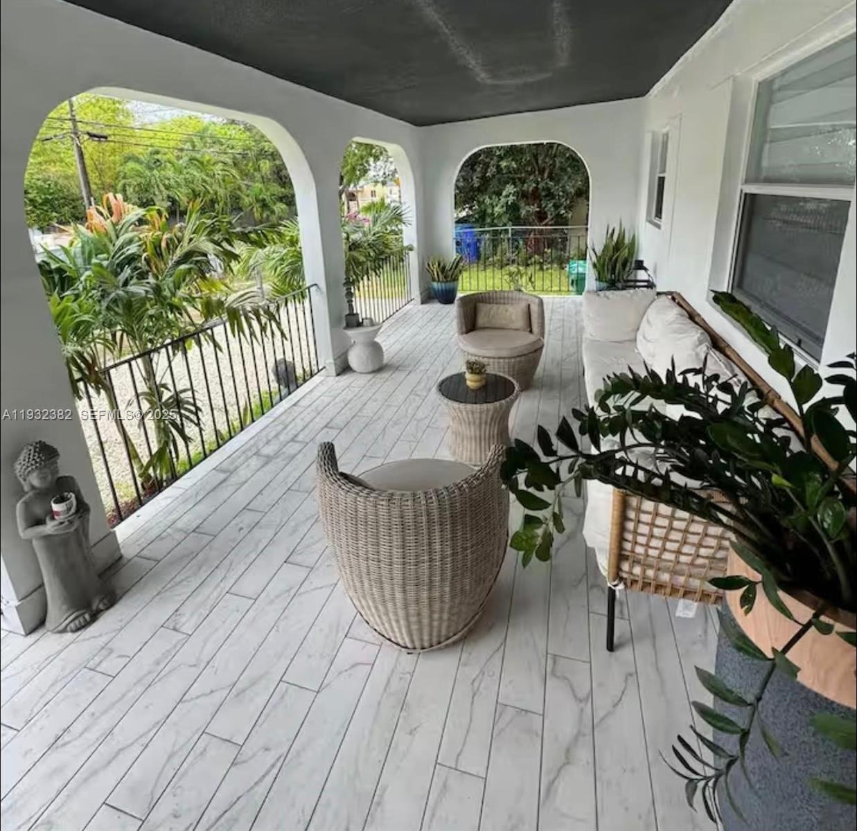 111 NW 39th Ave Miami, FL 33126