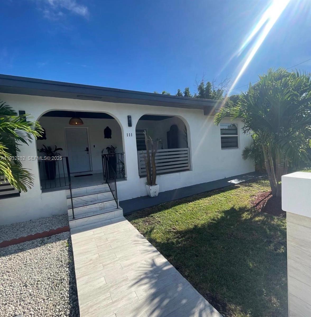 111 NW 39th Ave Miami, FL 33126