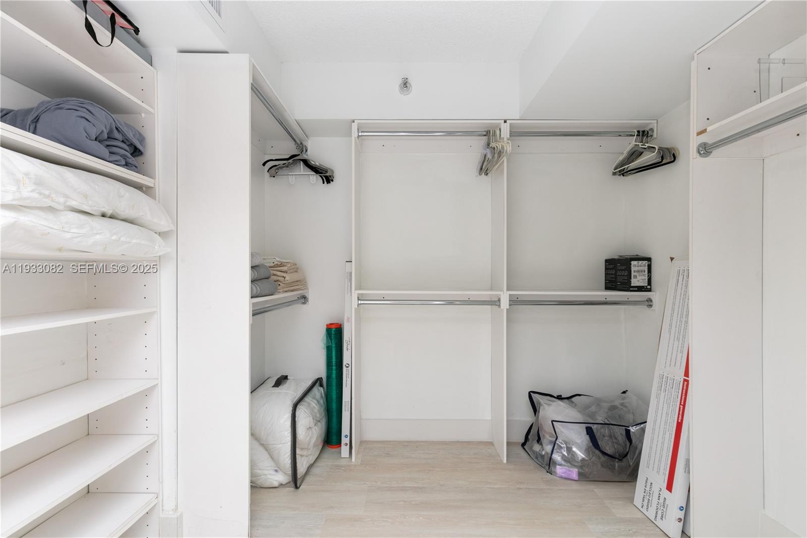 3500 Mystic Pointe Dr #2603 Aventura, FL 33180