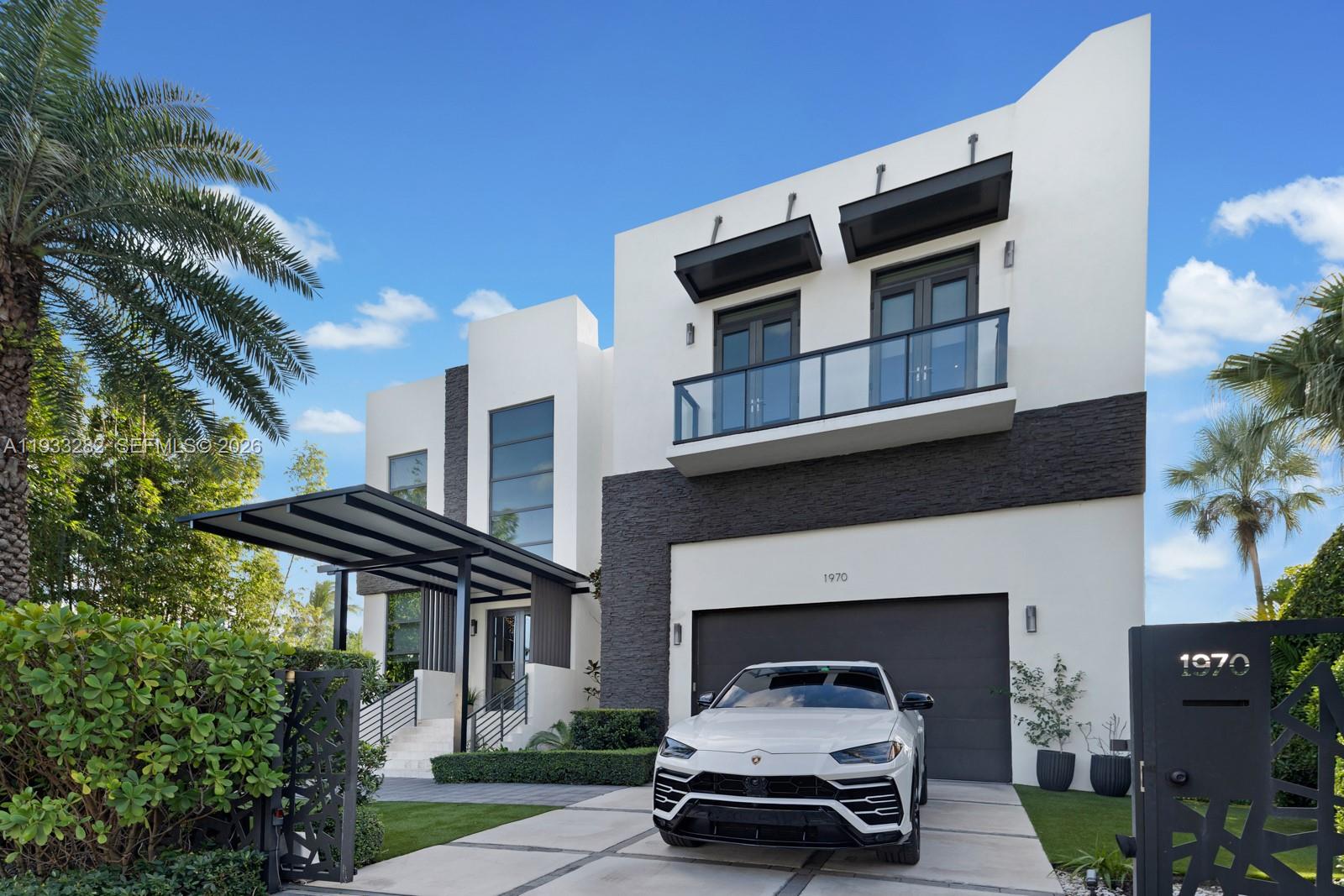 1970 NE 119th Rd North Miami, FL 33181