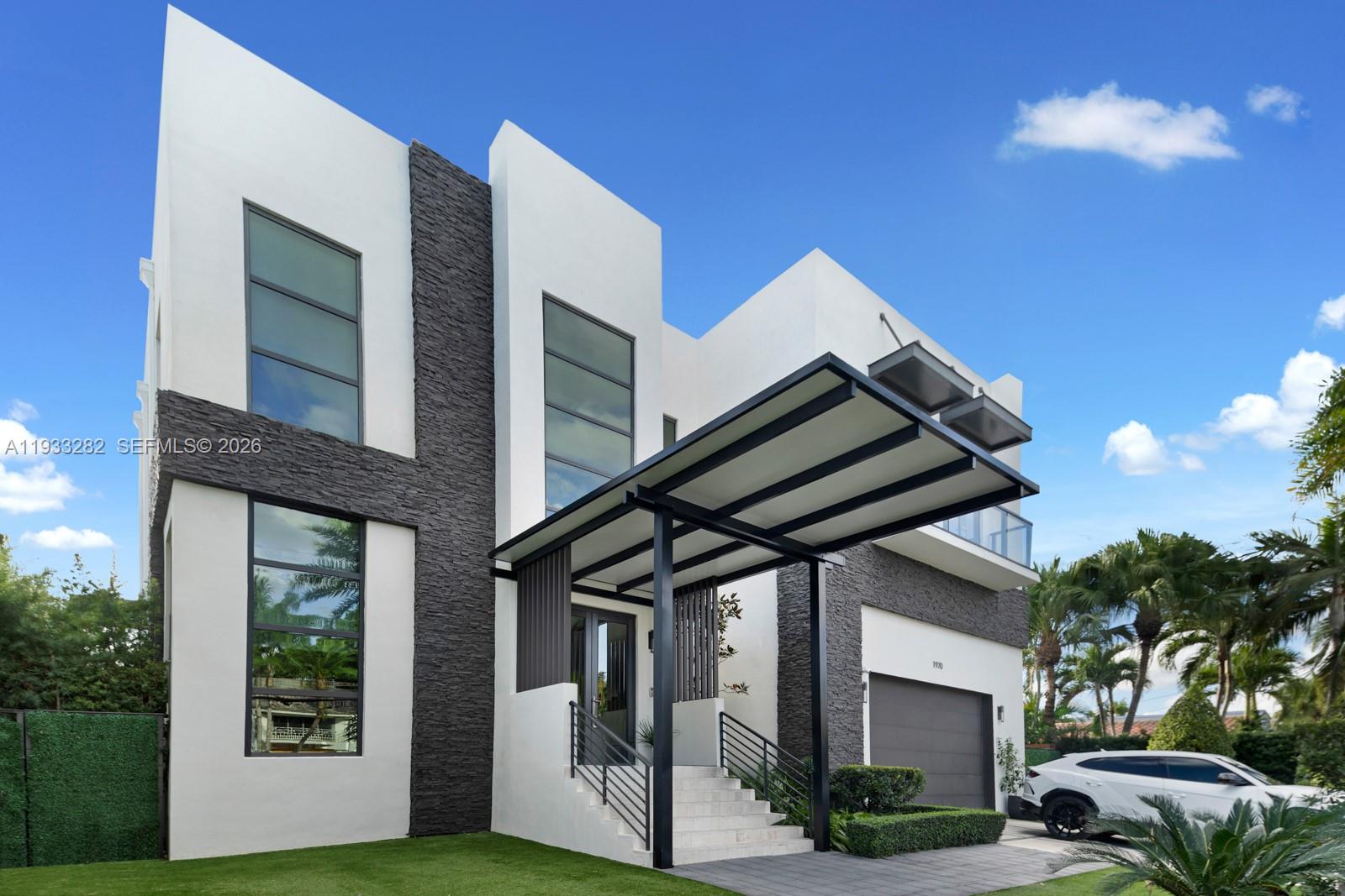 1970 NE 119th Rd North Miami, FL 33181