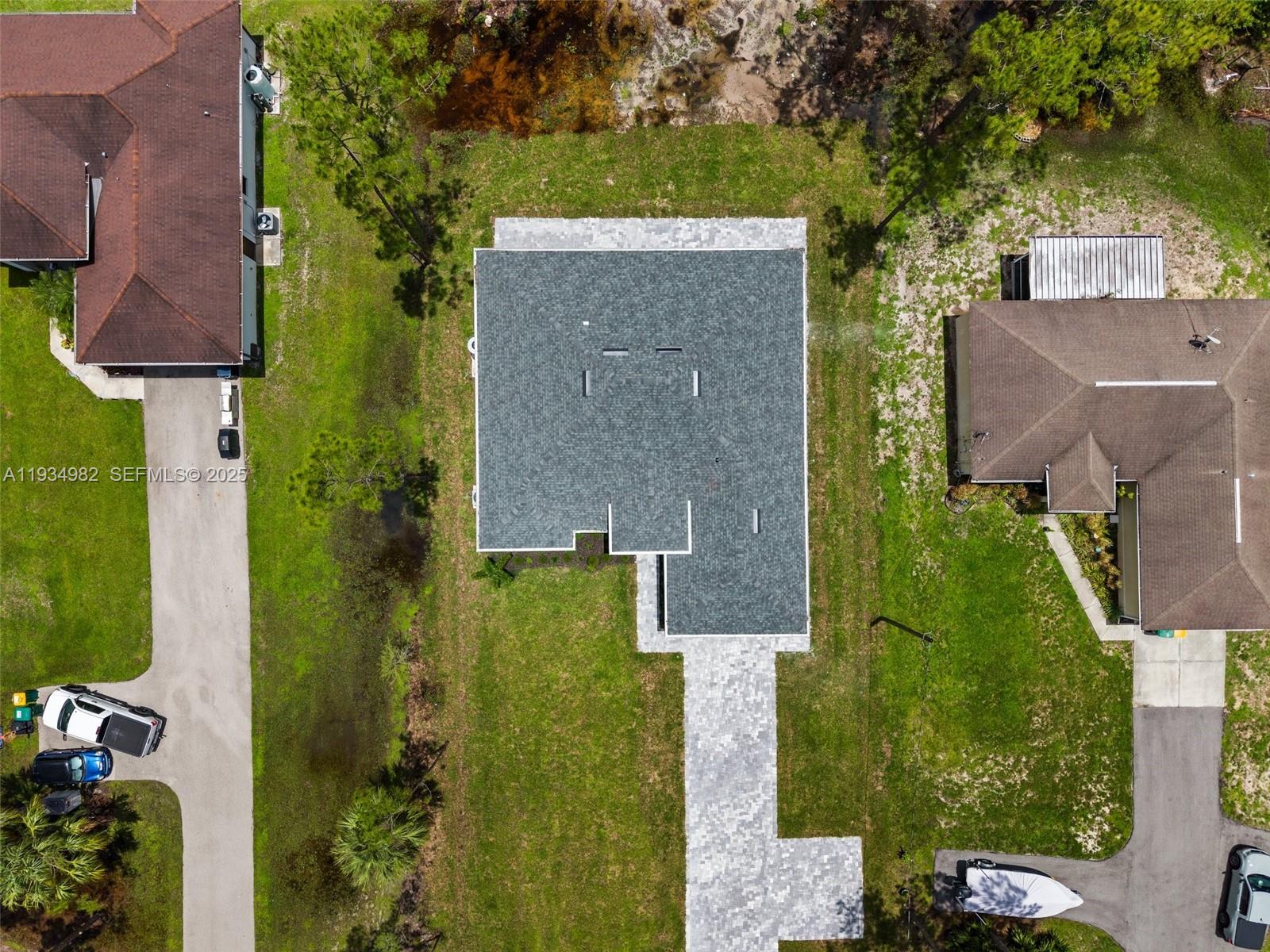 3390 27th Ave Ne Naples, FL 34120