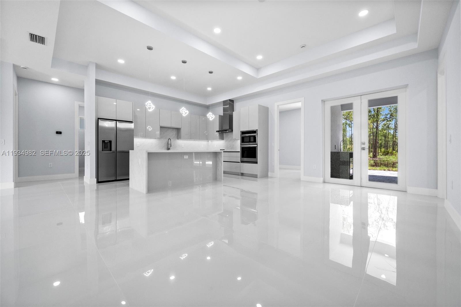 3390 27th Ave Ne Naples, FL 34120