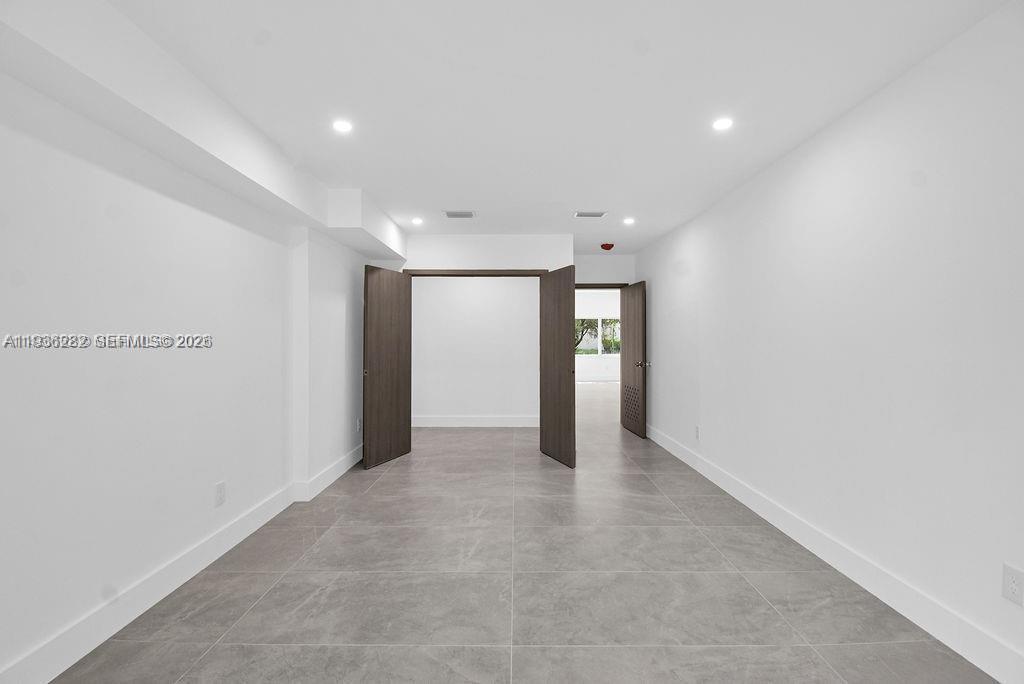 7902 SW 67th Ave South Miami, FL 33143