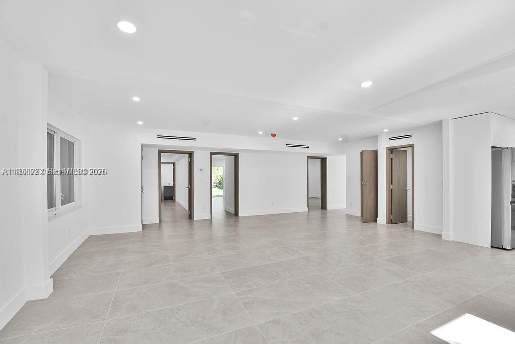 7902 SW 67th Ave South Miami, FL 33143