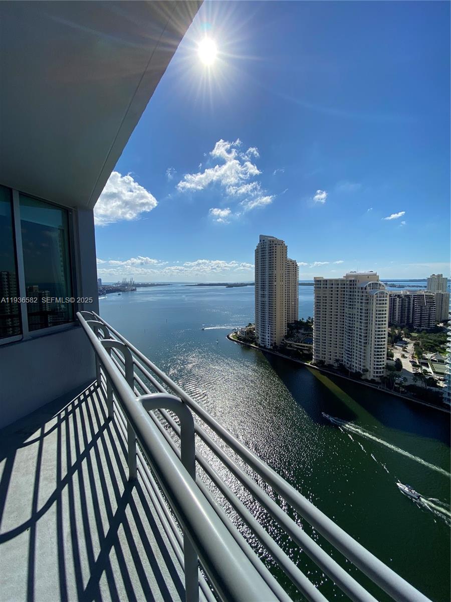 325 S Biscayne Blvd #3221