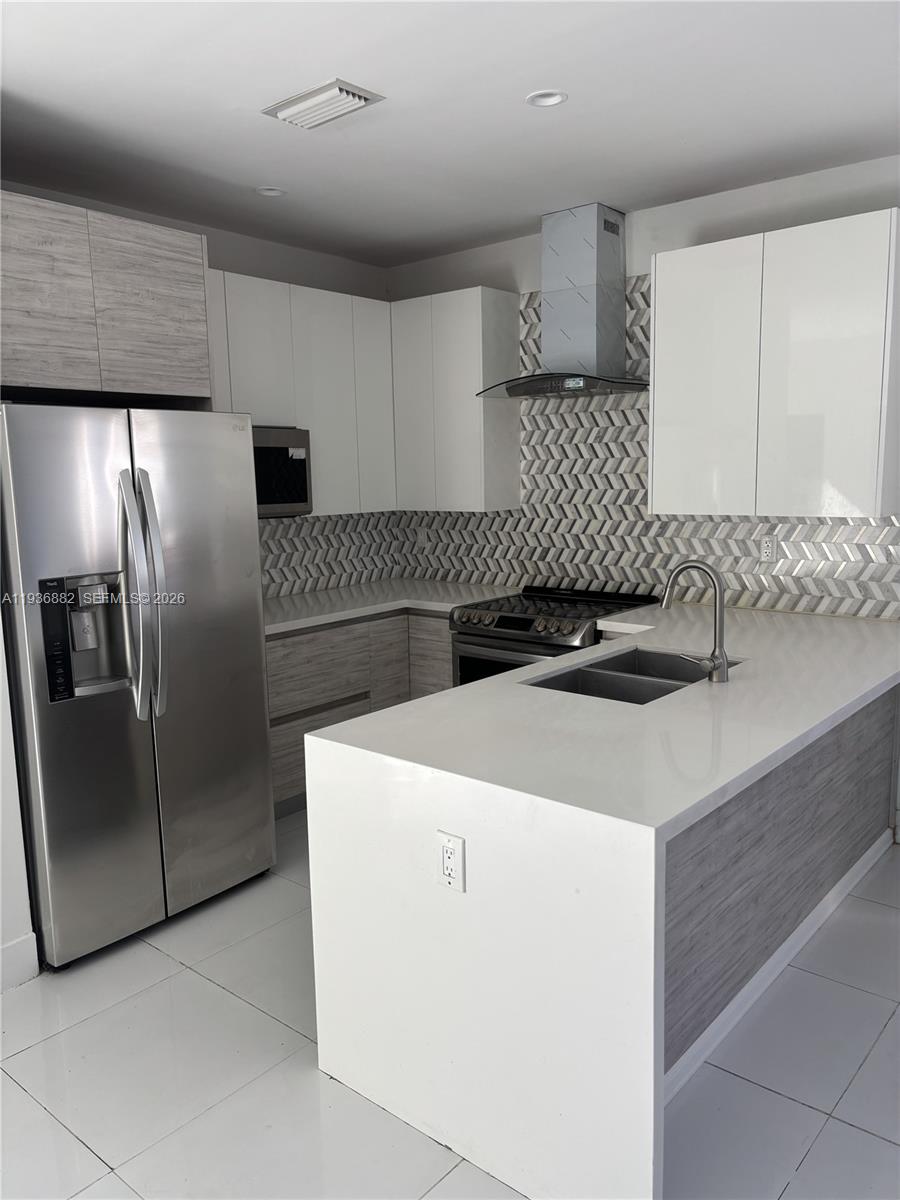 Undisclosed Address Miami, FL 33147