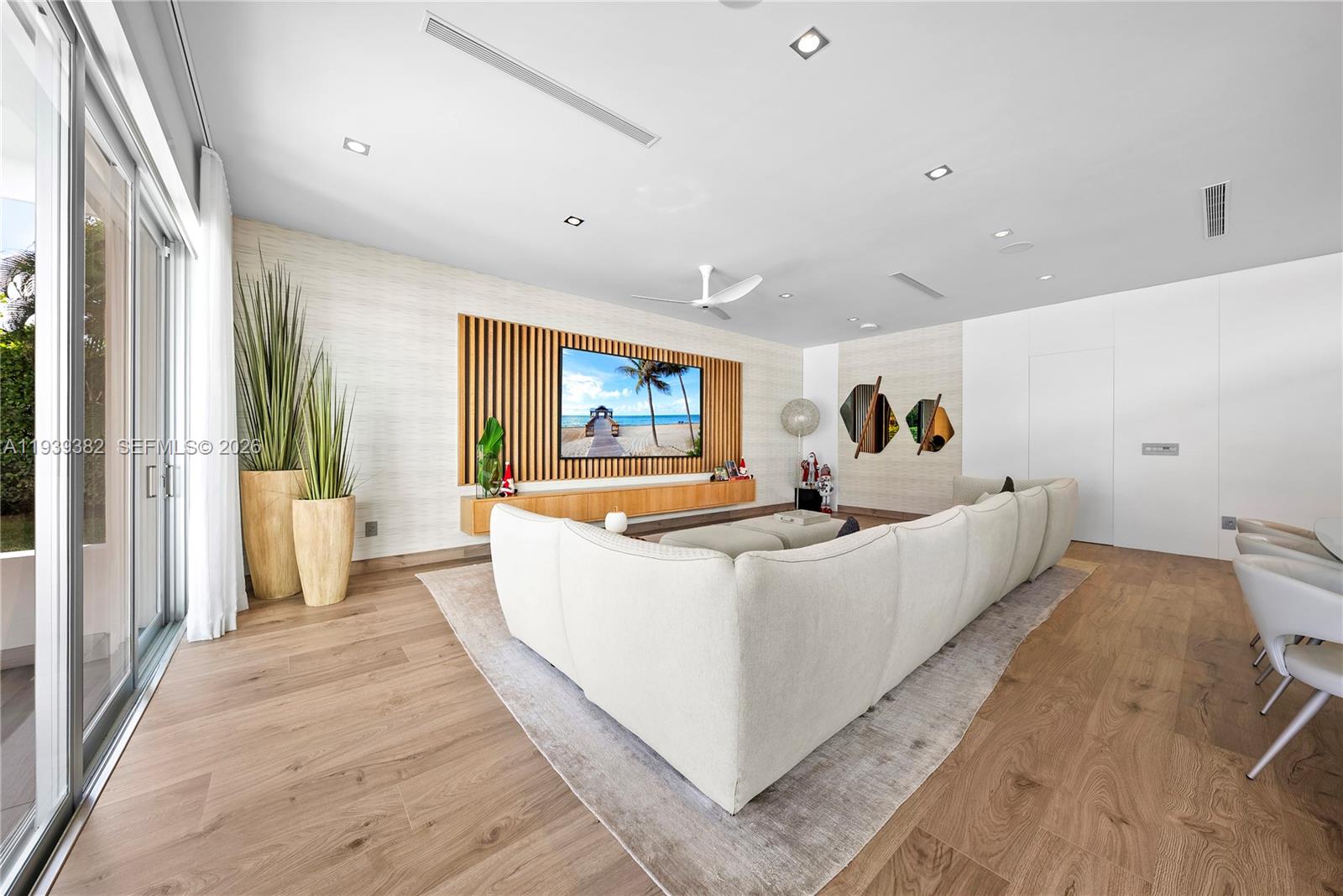 7218 SW 102nd St Pinecrest, FL 33156