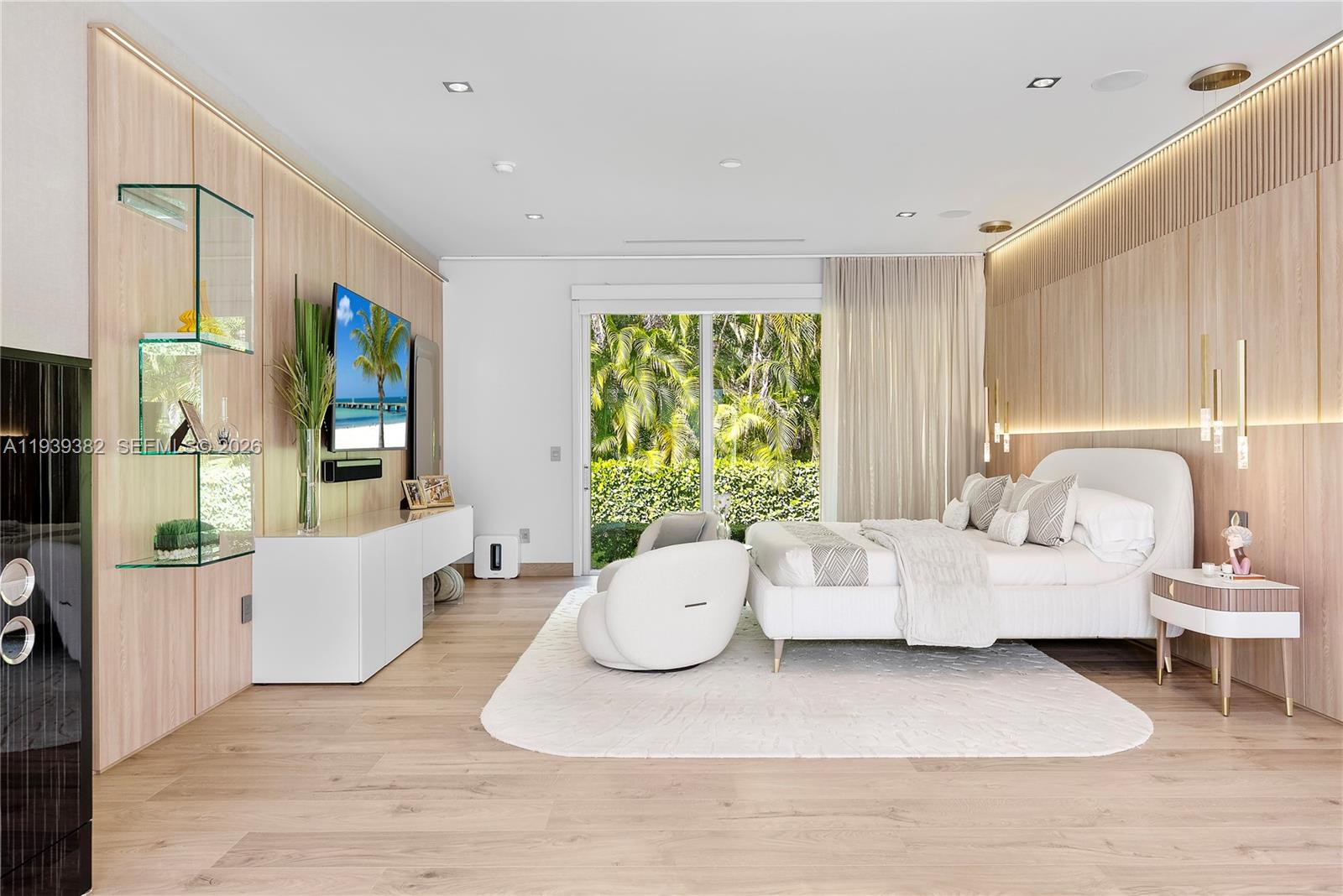 7218 SW 102nd St Pinecrest, FL 33156