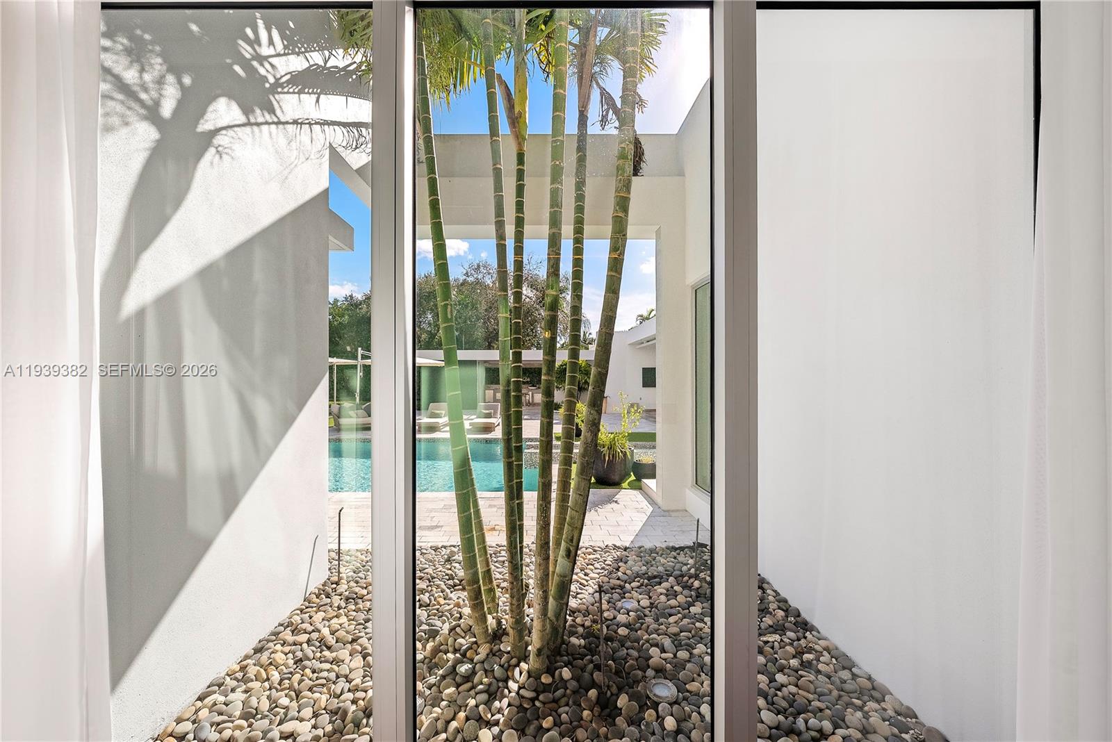 7218 SW 102nd St Pinecrest, FL 33156