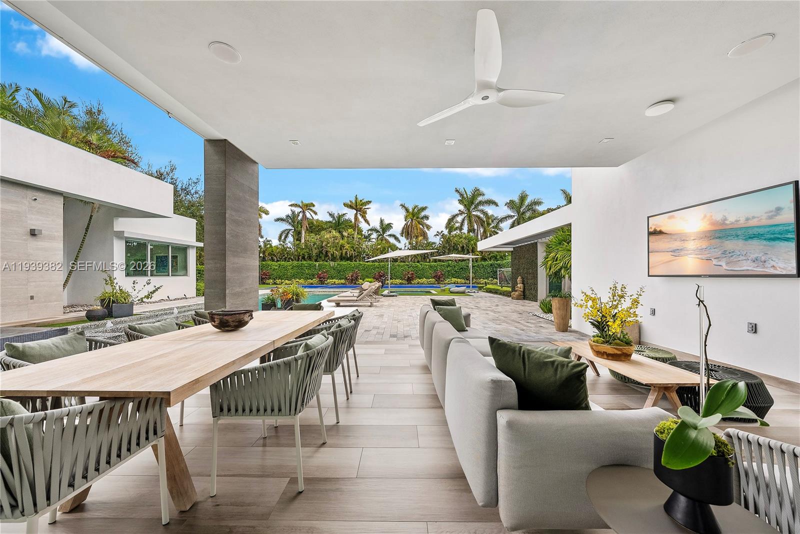 7218 SW 102nd St Pinecrest, FL 33156