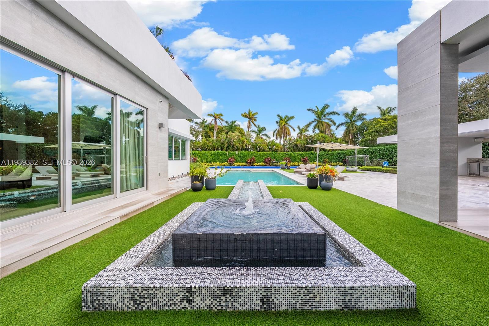 7218 SW 102nd St Pinecrest, FL 33156