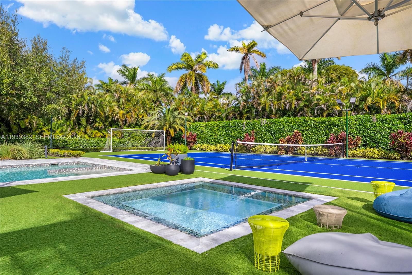 7218 SW 102nd St Pinecrest, FL 33156